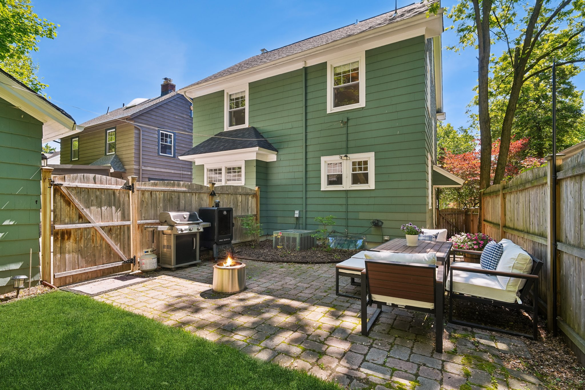 72 Central Avenue 