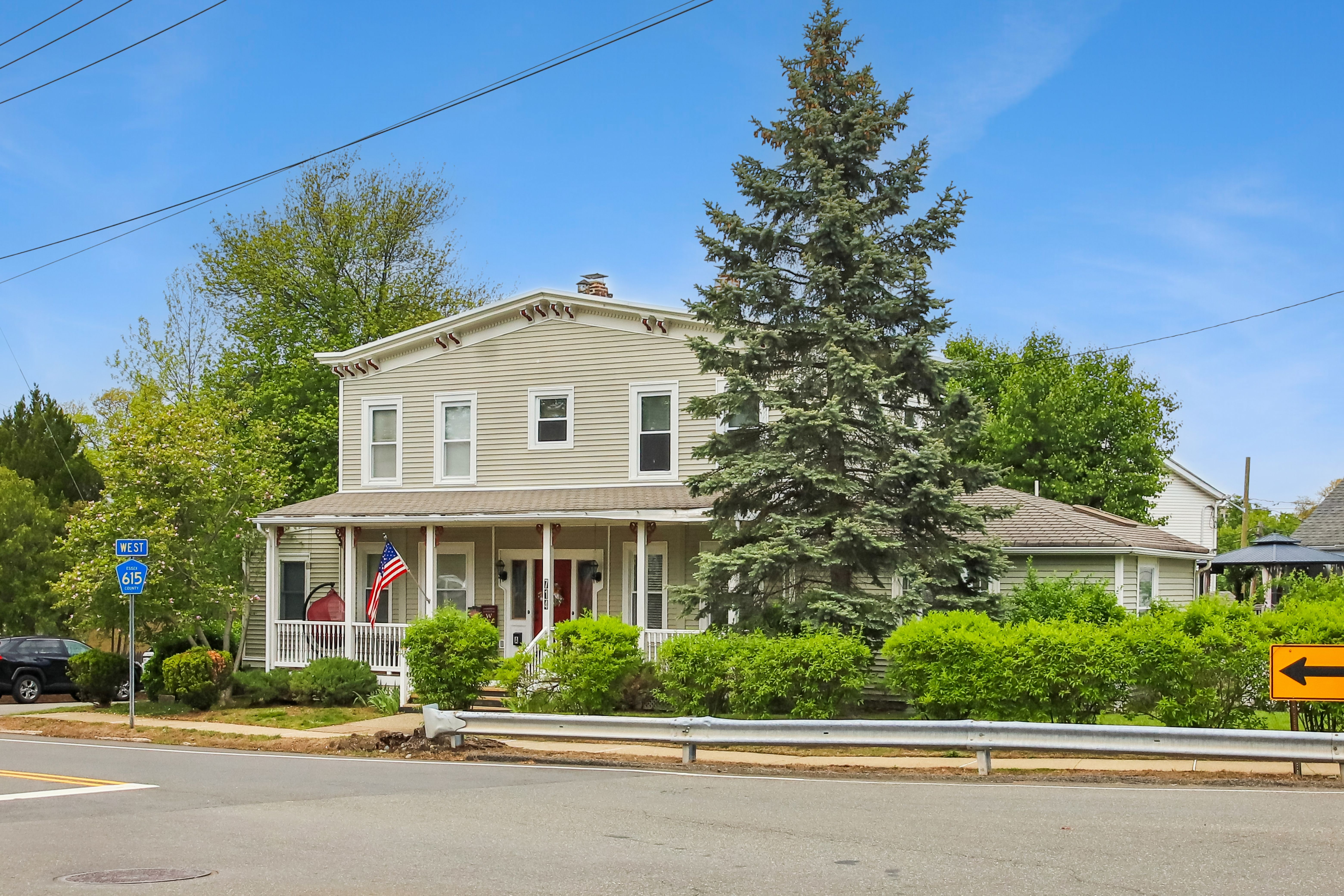 714 Main Street 