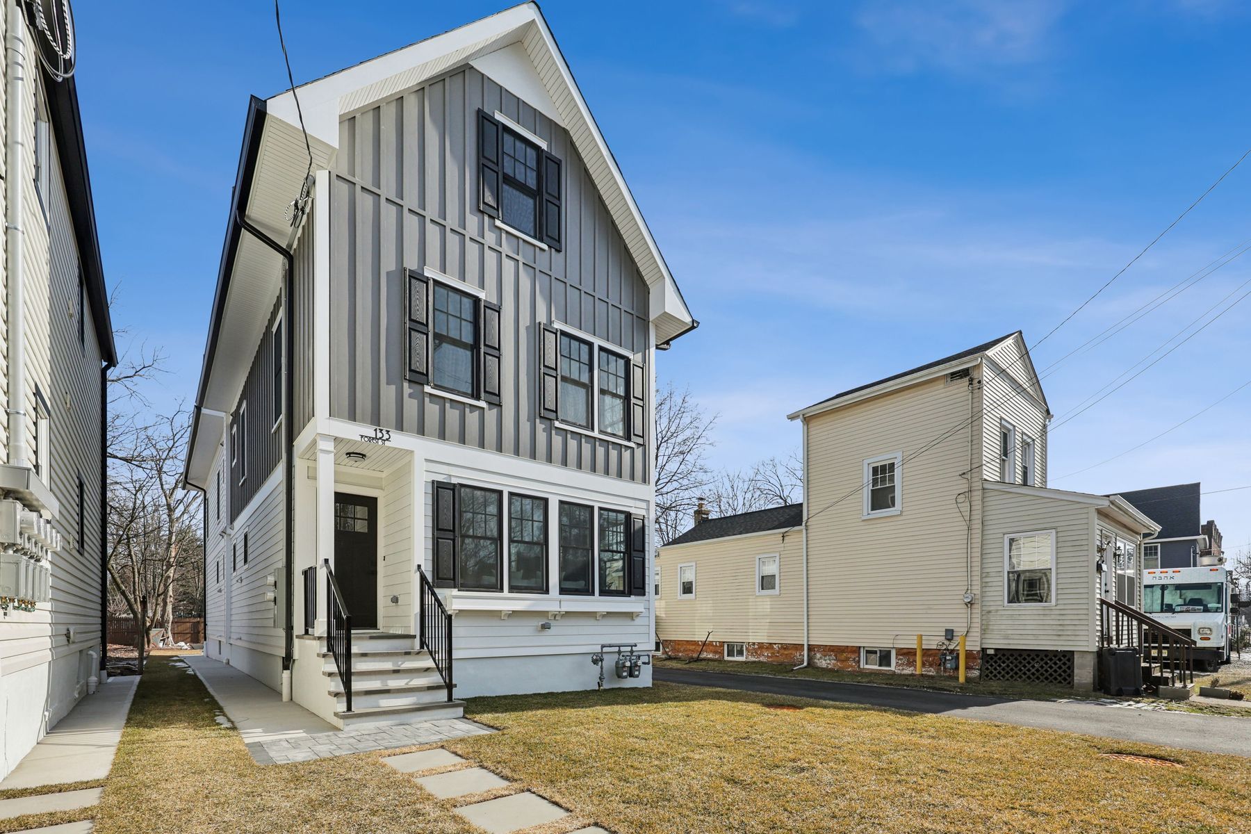 133 Forest Street 1F