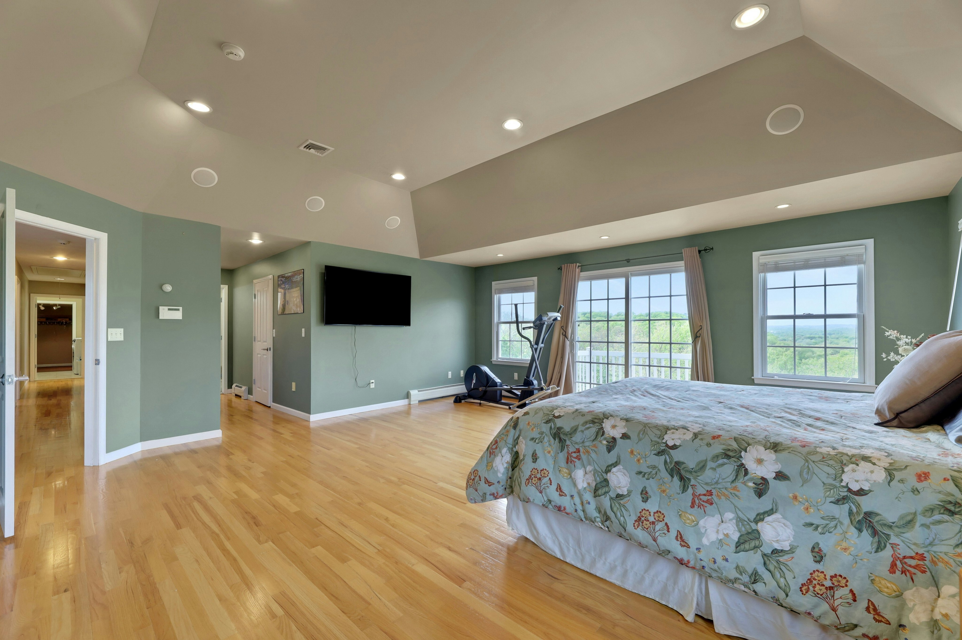8 Buena Vista Drive 