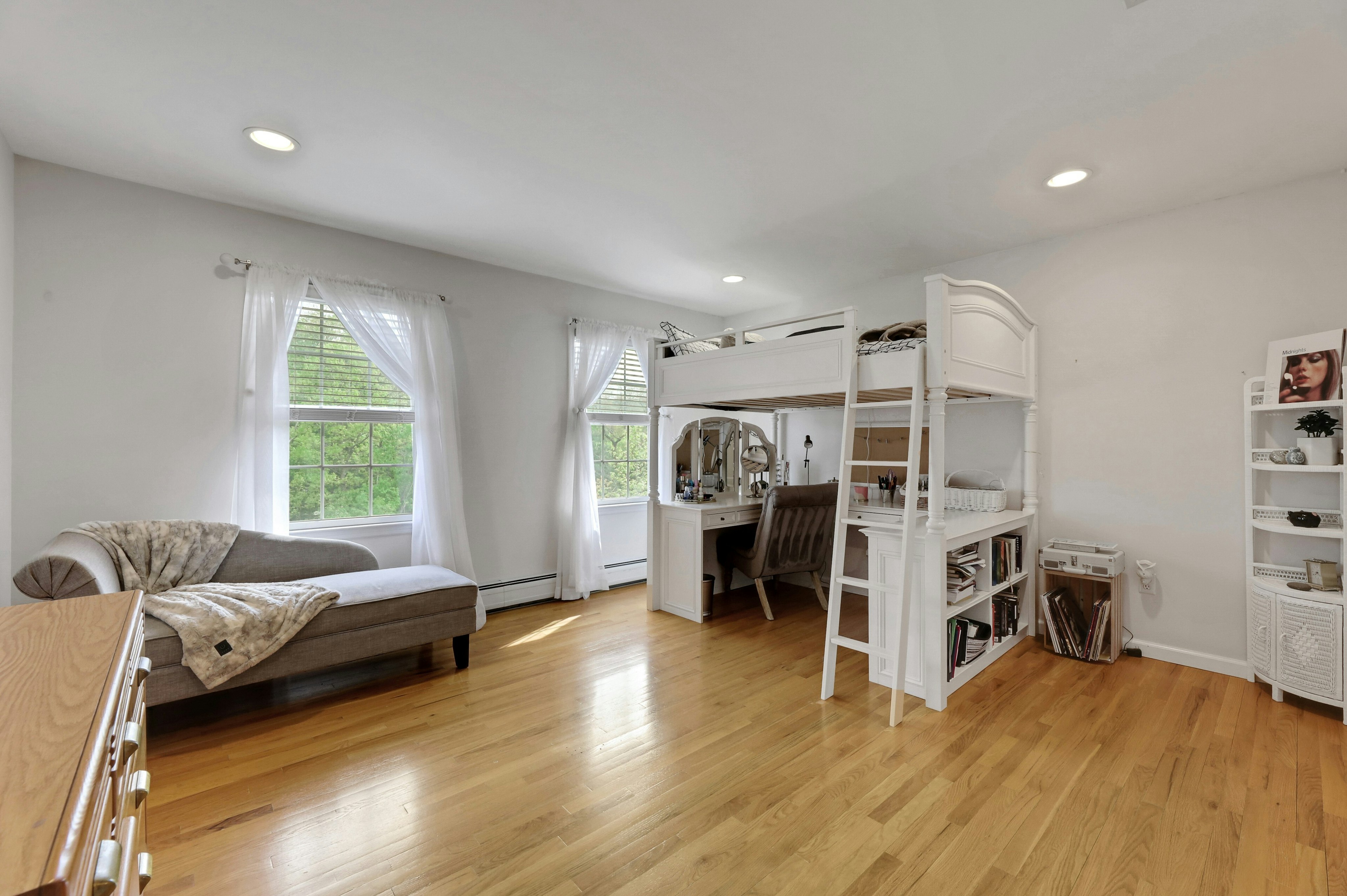 8 Buena Vista Drive 