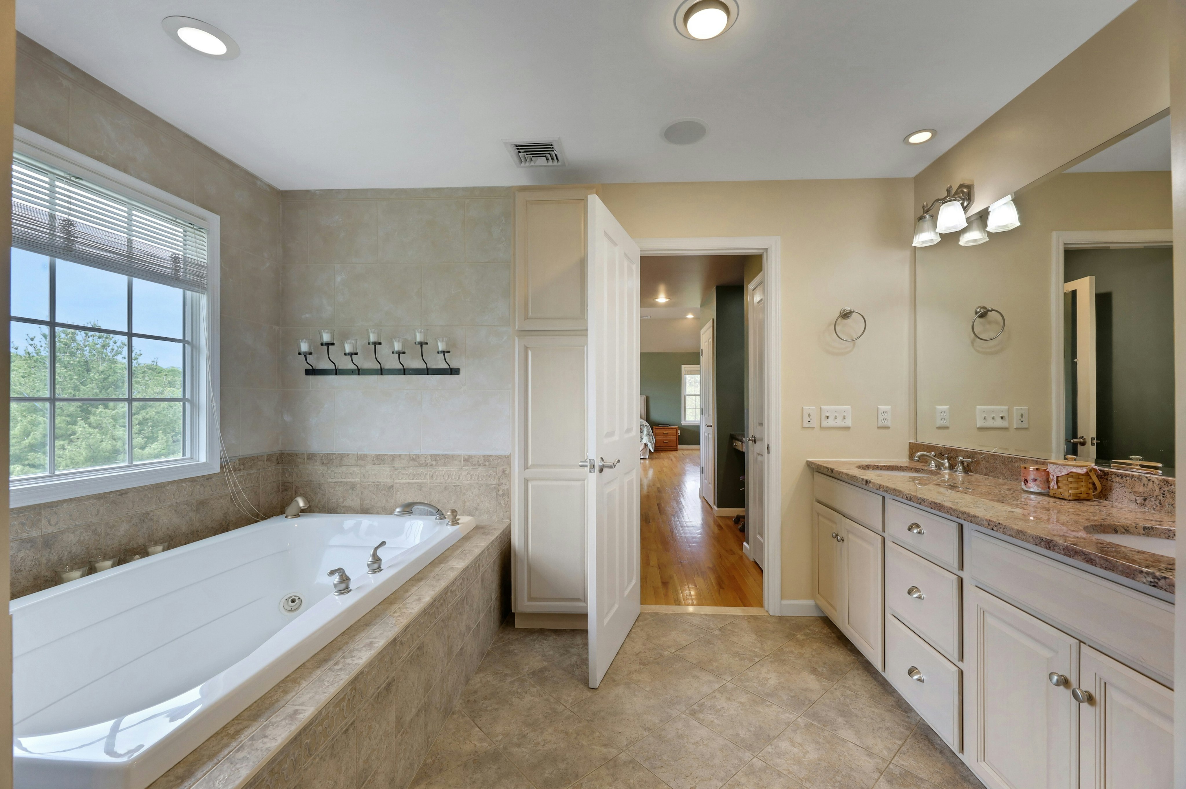 8 Buena Vista Drive 