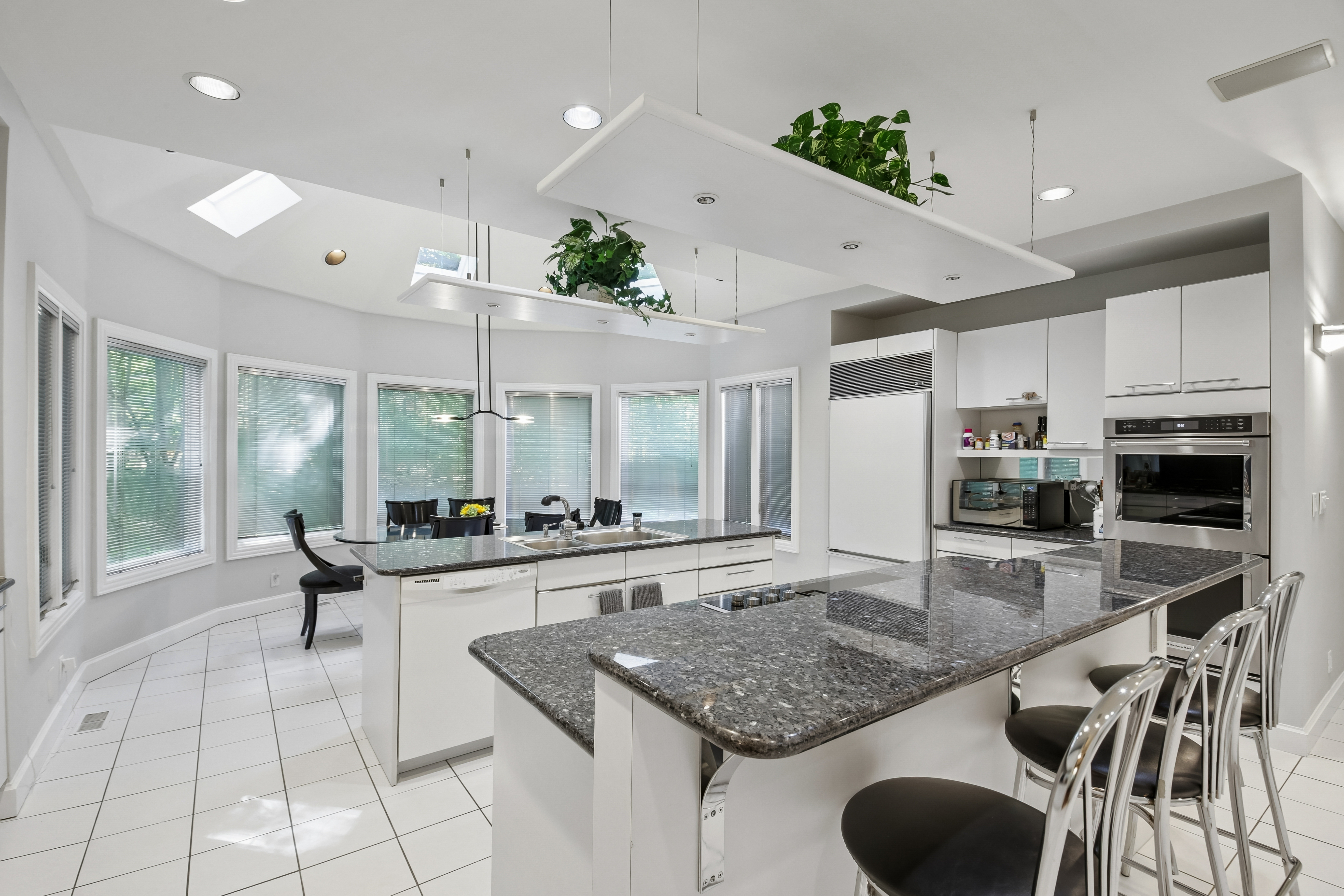 830 West Shore Drive 