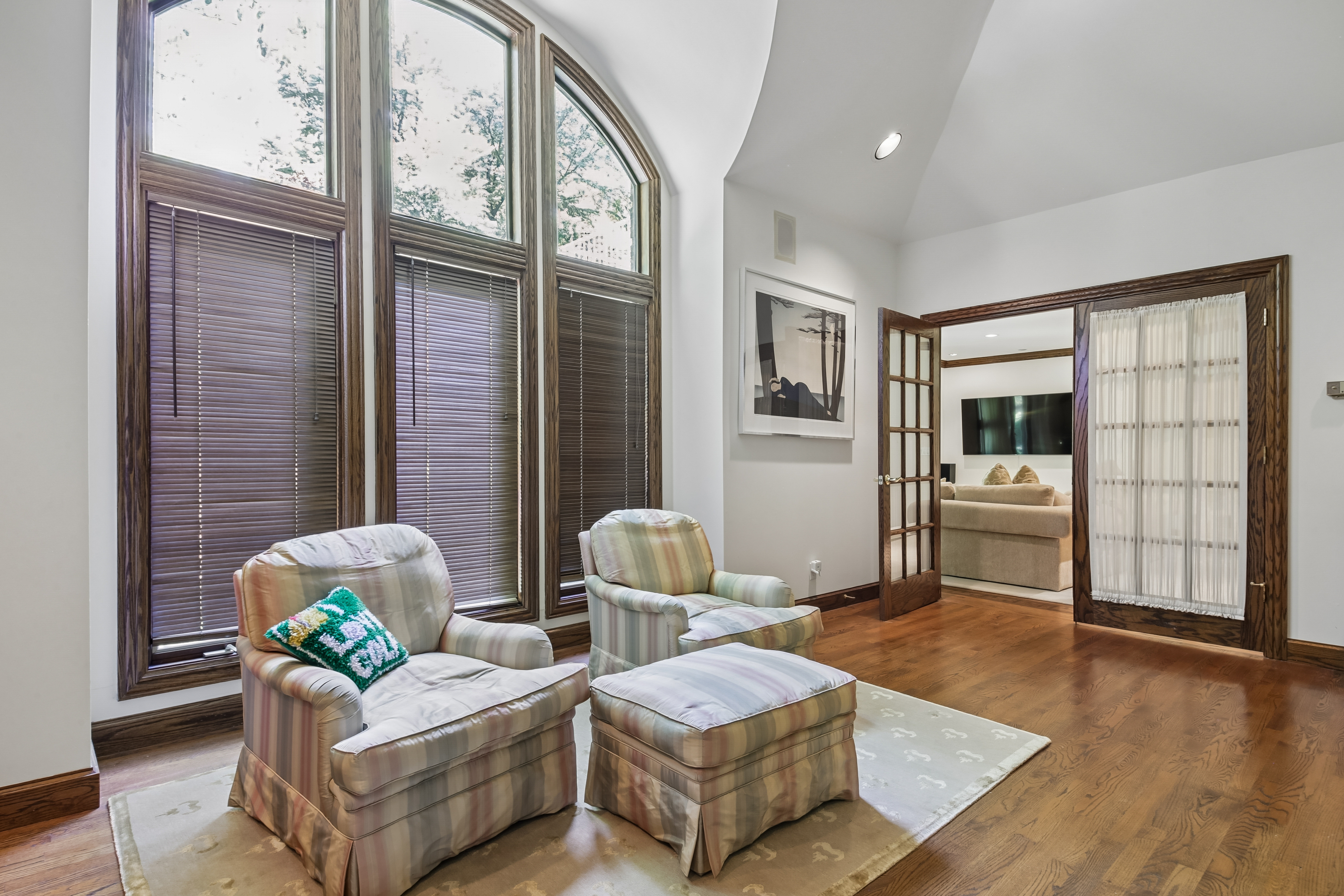 830 West Shore Drive 