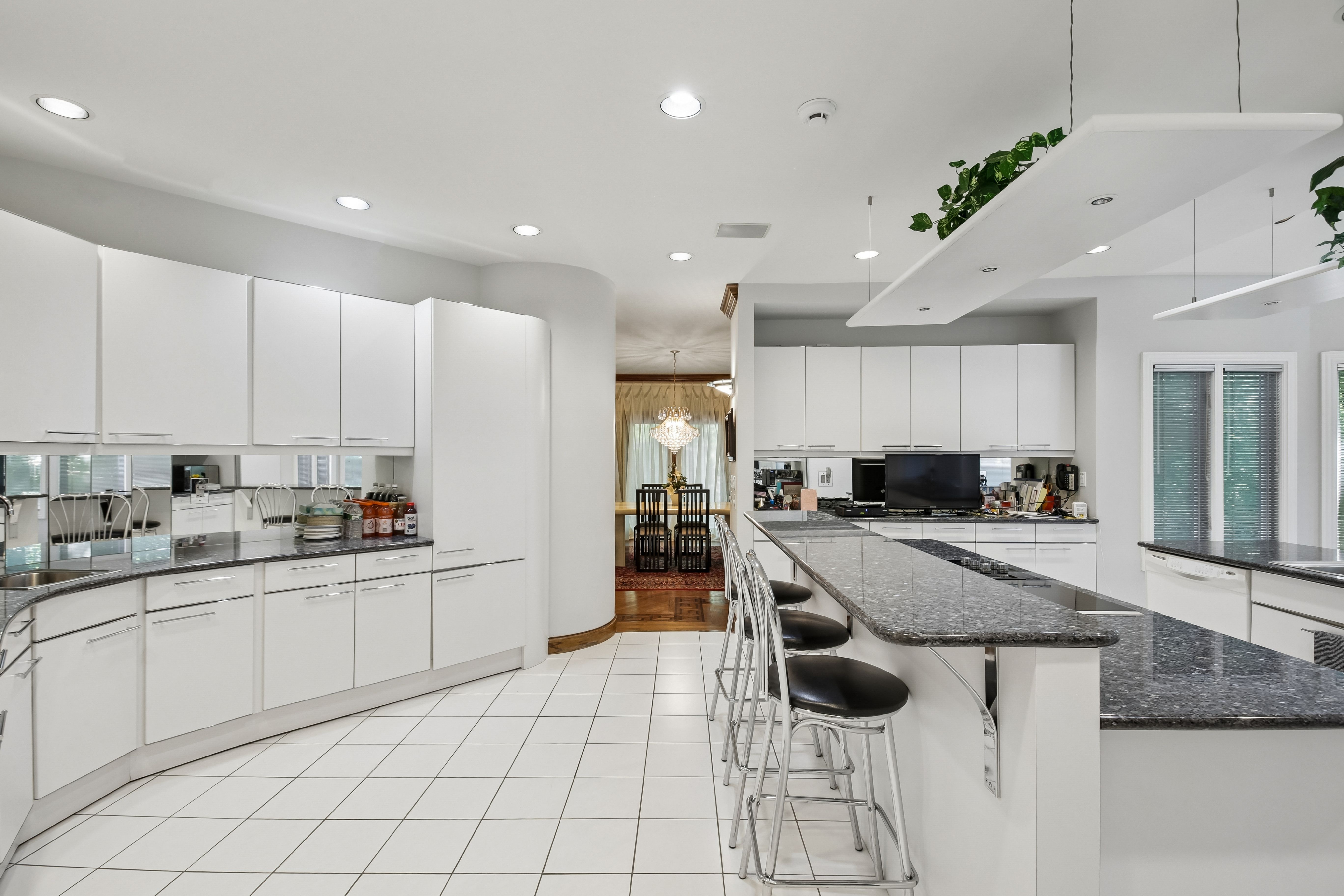 830 West Shore Drive 