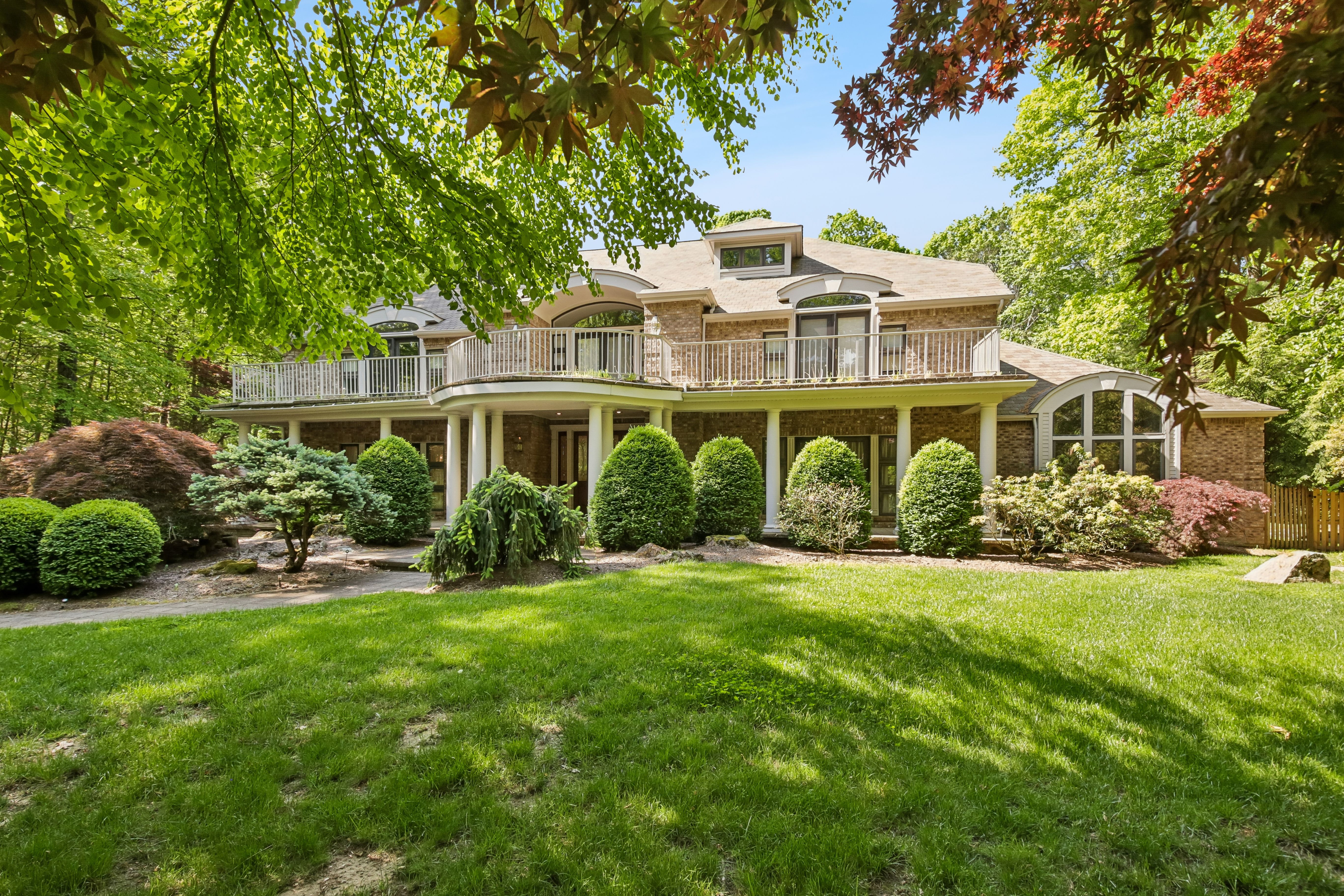 830 West Shore Drive 