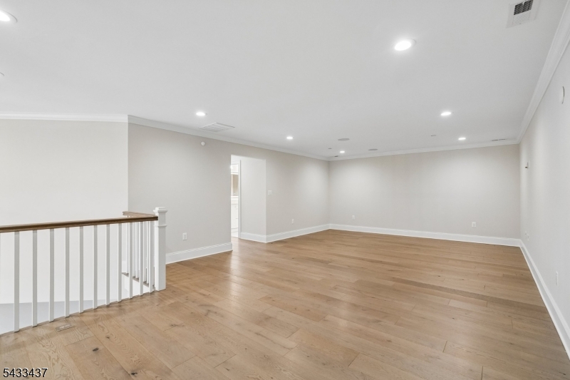 6 Concord Ct