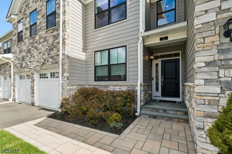 6 Concord Ct