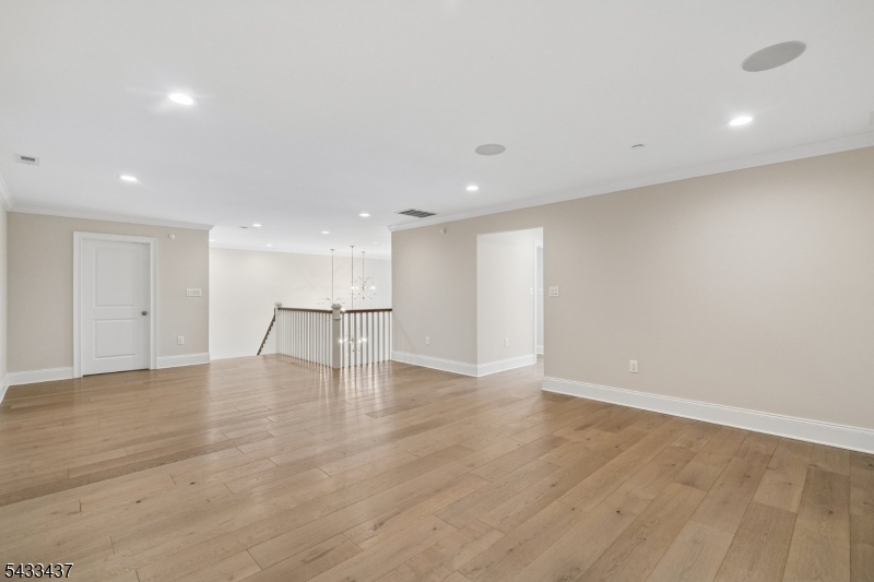 6 Concord Ct