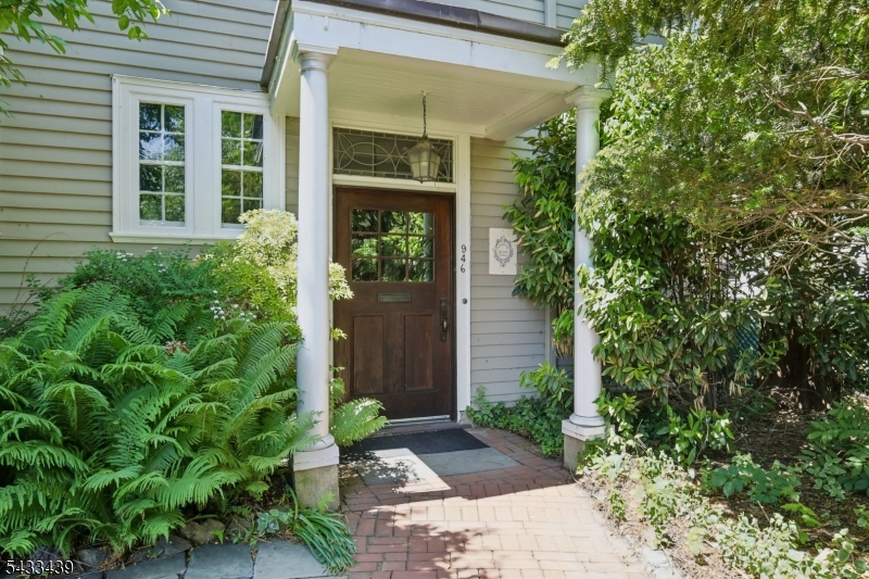 944 Madison Ave