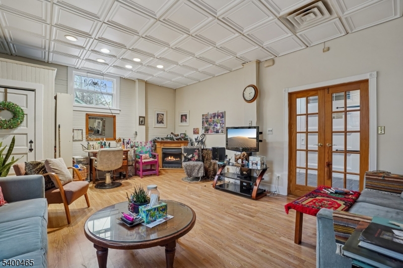 944 Madison Ave
