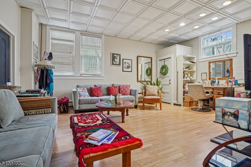 944 Madison Ave