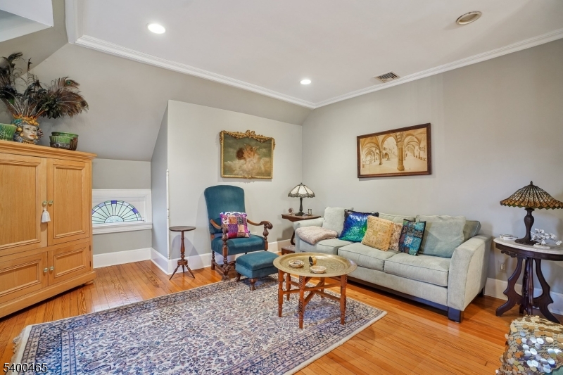944 Madison Ave