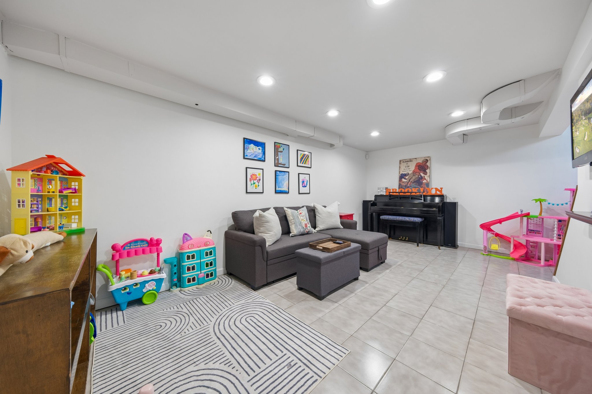 23 Benvenue Avenue 