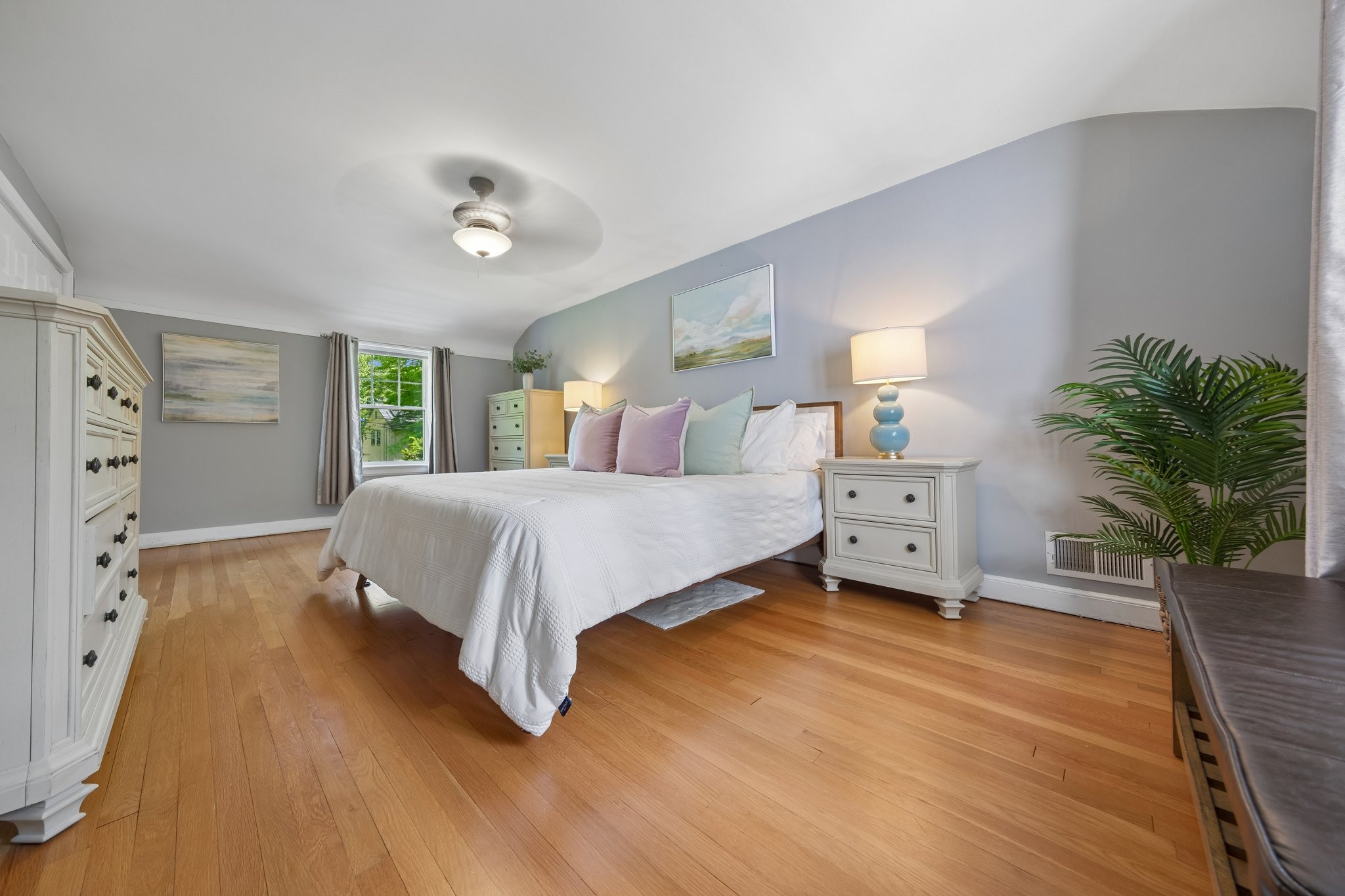 23 Benvenue Avenue 