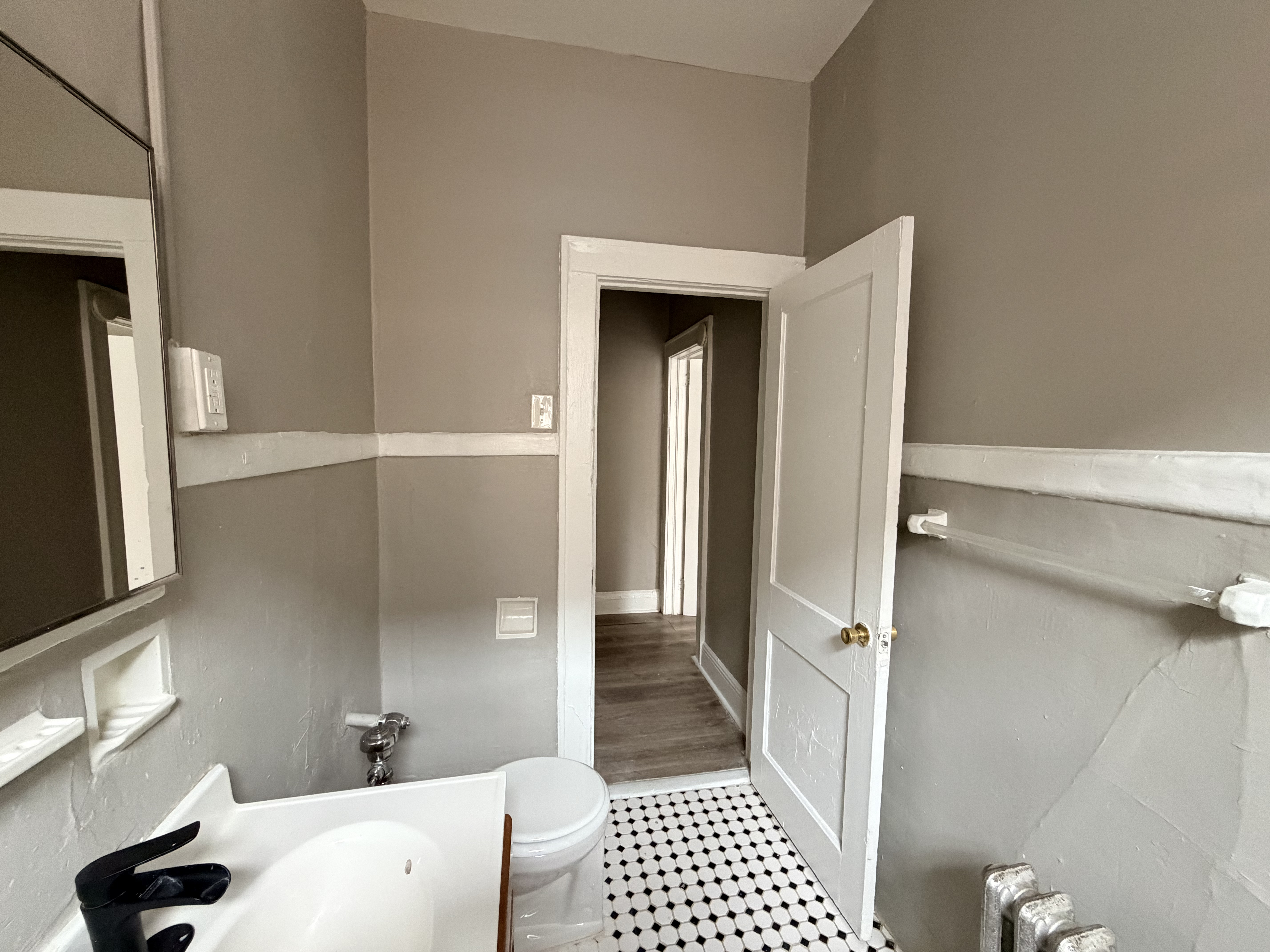 16 Irving Street Apt C7