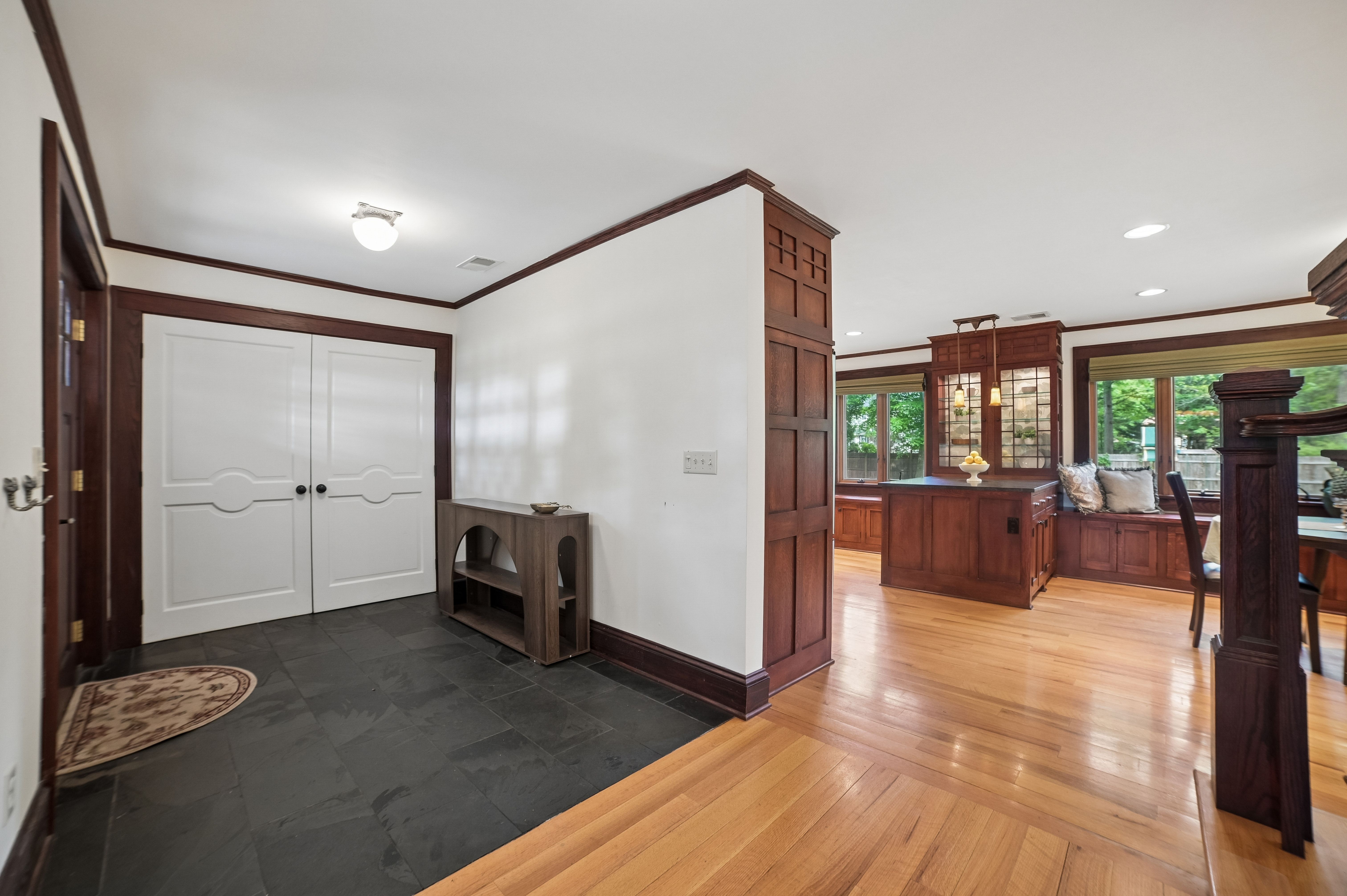 3811 Park Avenue 