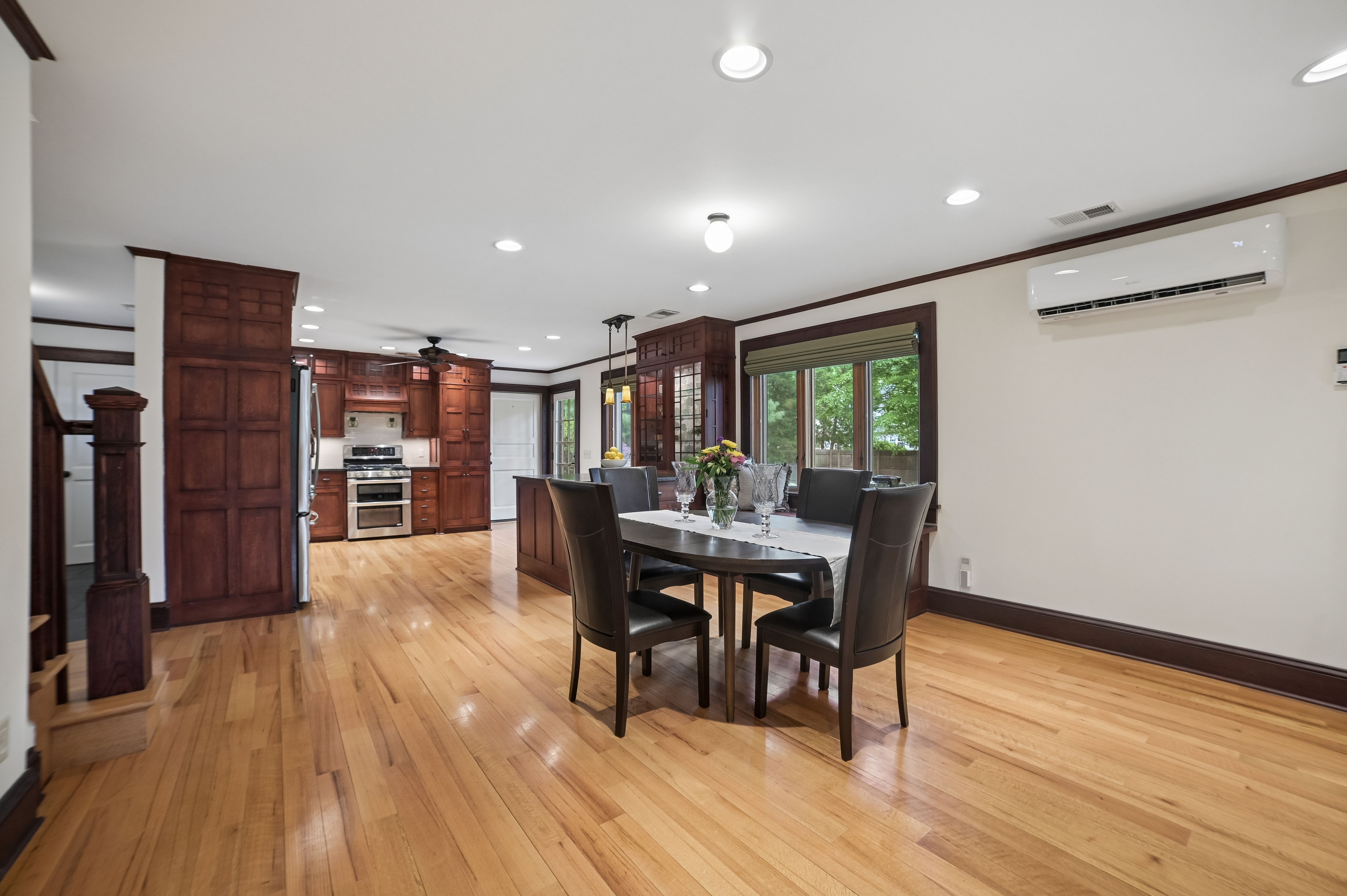 3811 Park Avenue 