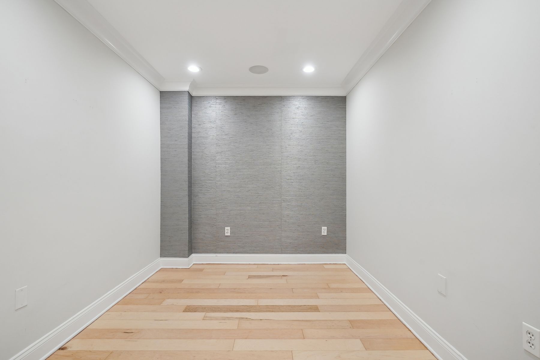 48 South Park Street Unit 215