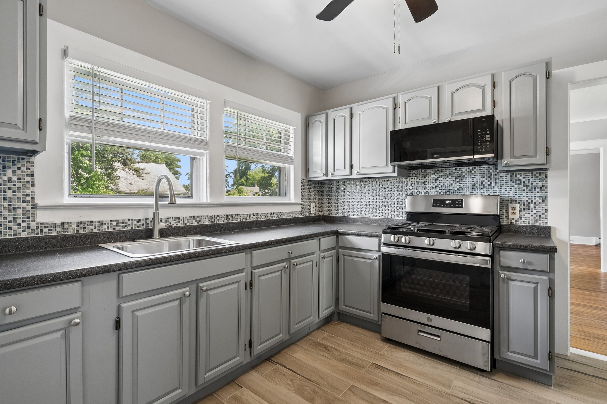 26 Howe Avenue Unit 2