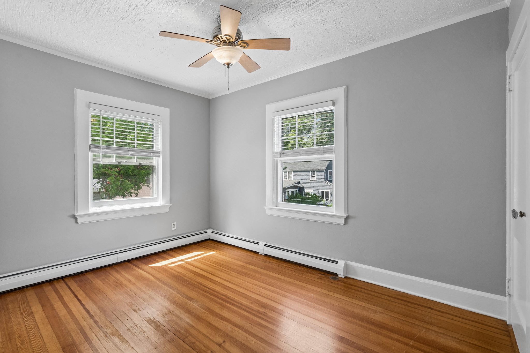 26 Howe Avenue Unit 2