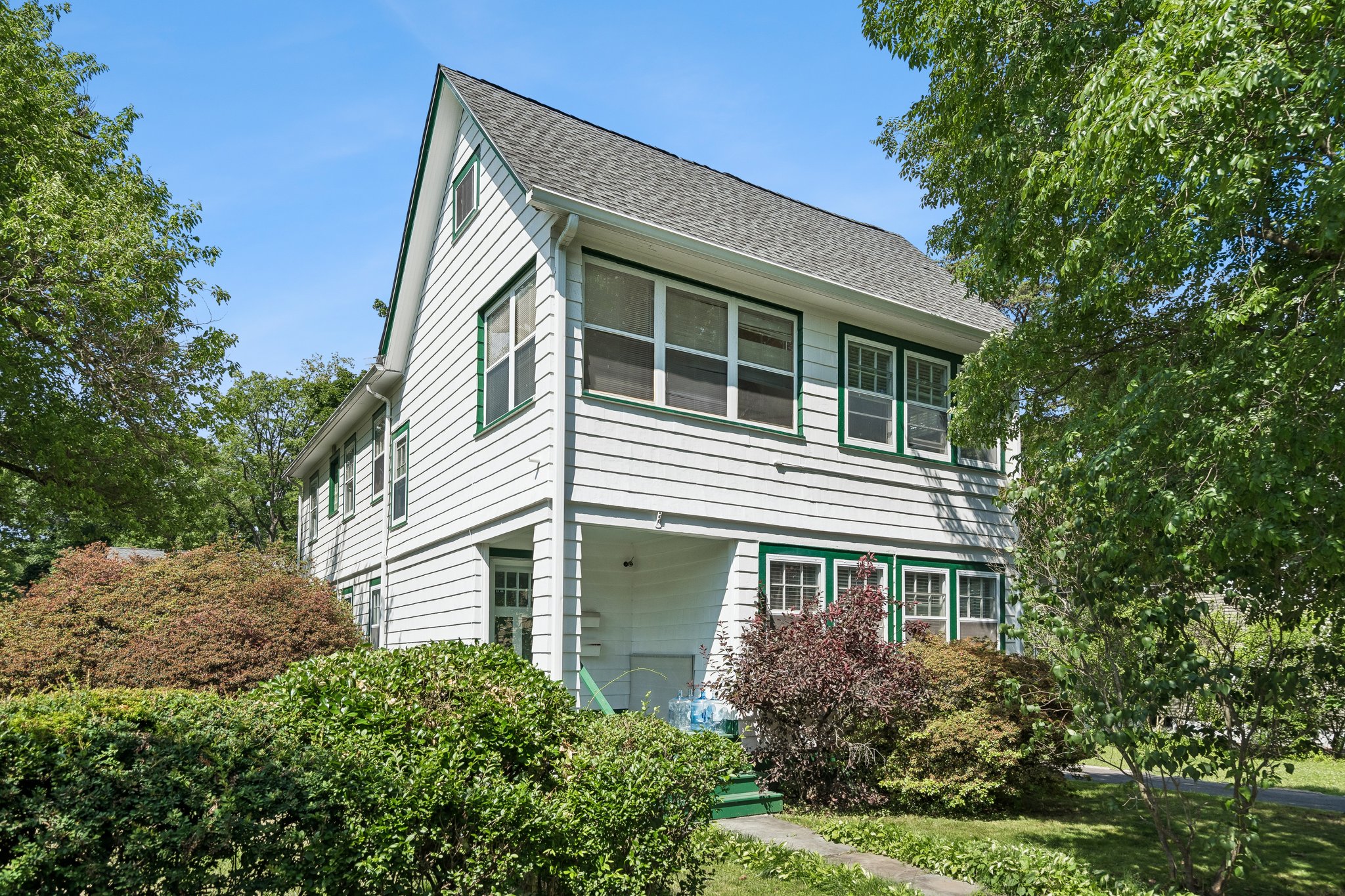 26 Howe Avenue Unit 2
