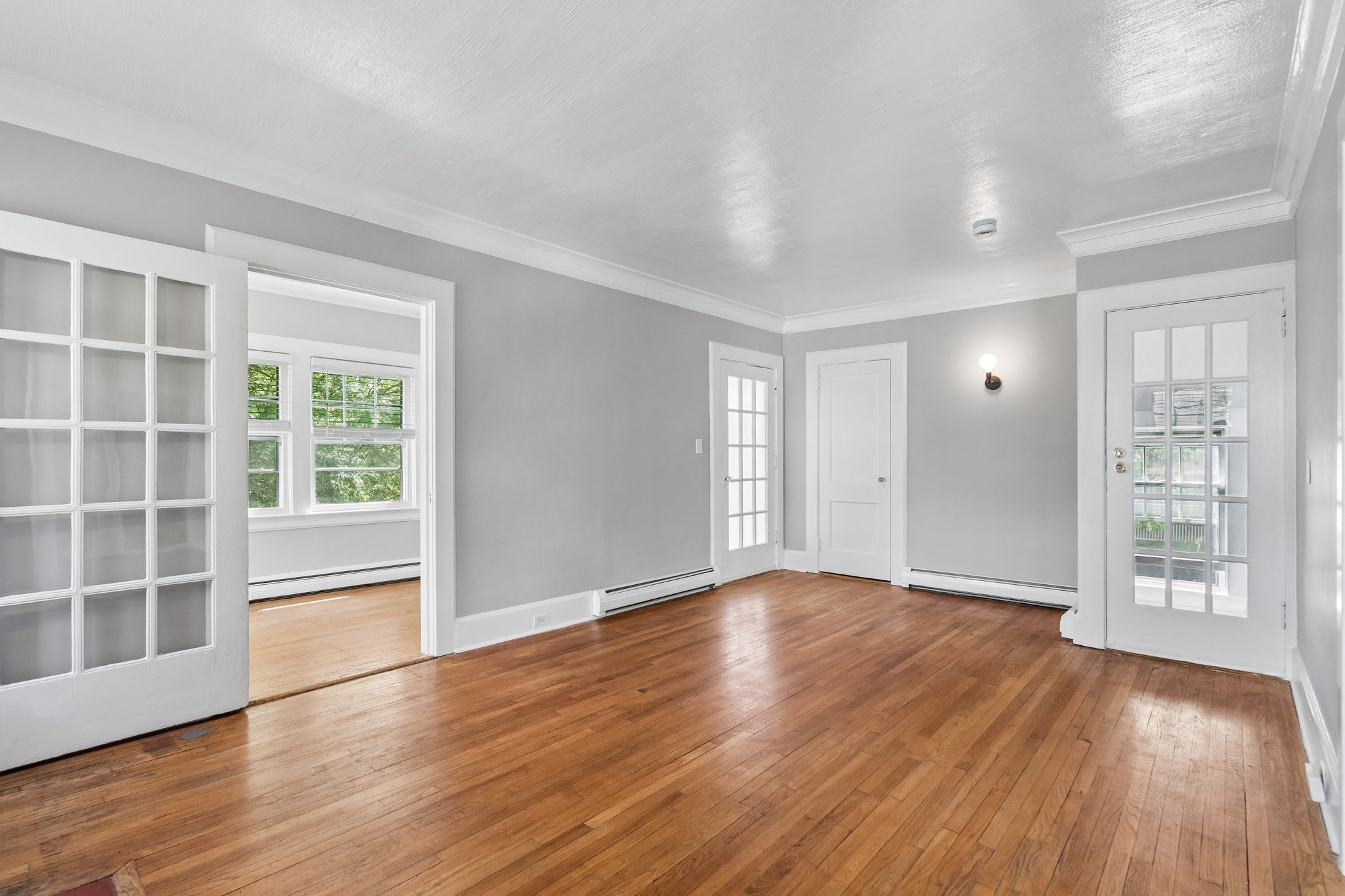 26 Howe Avenue Unit 2