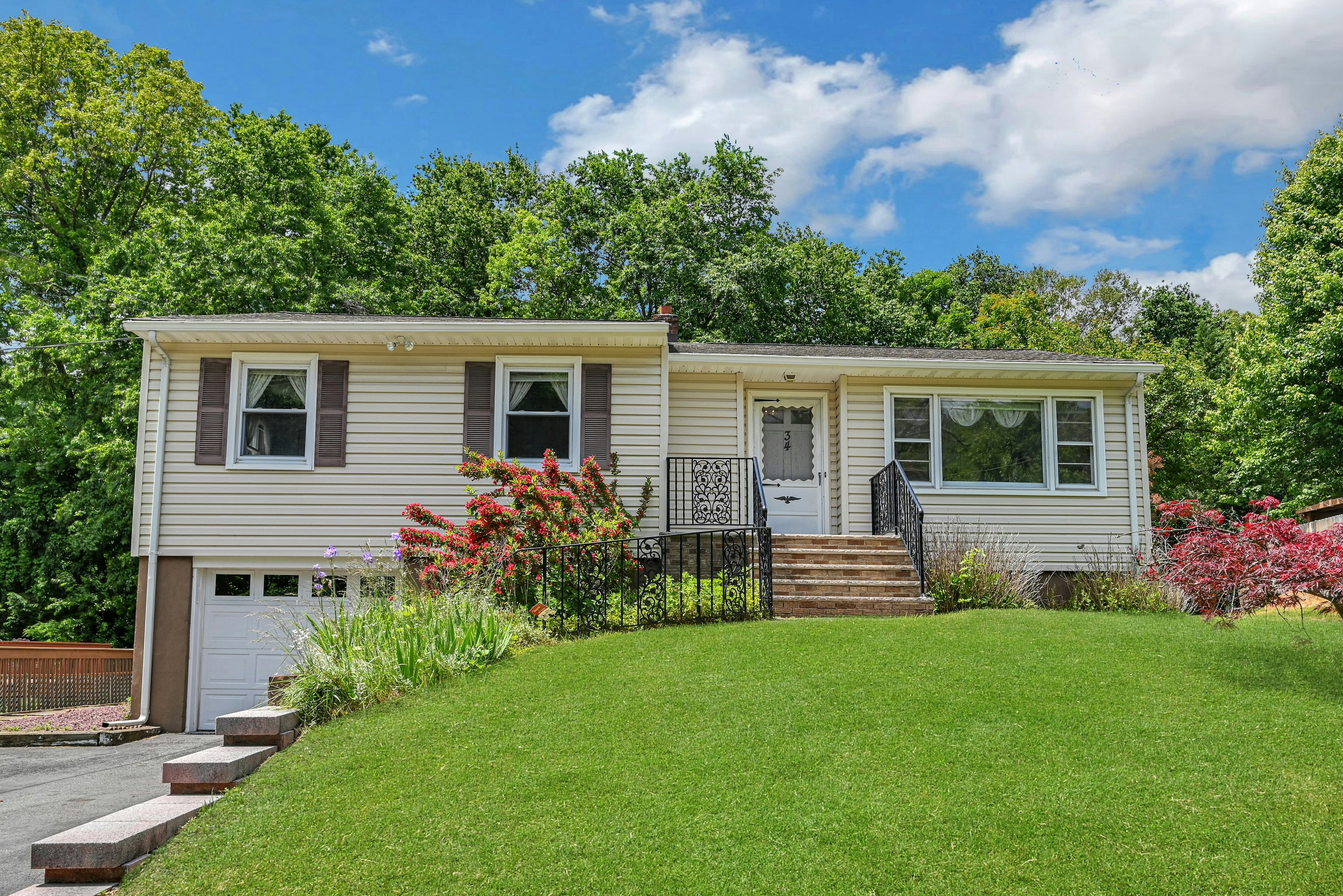 34 Sanders Road 