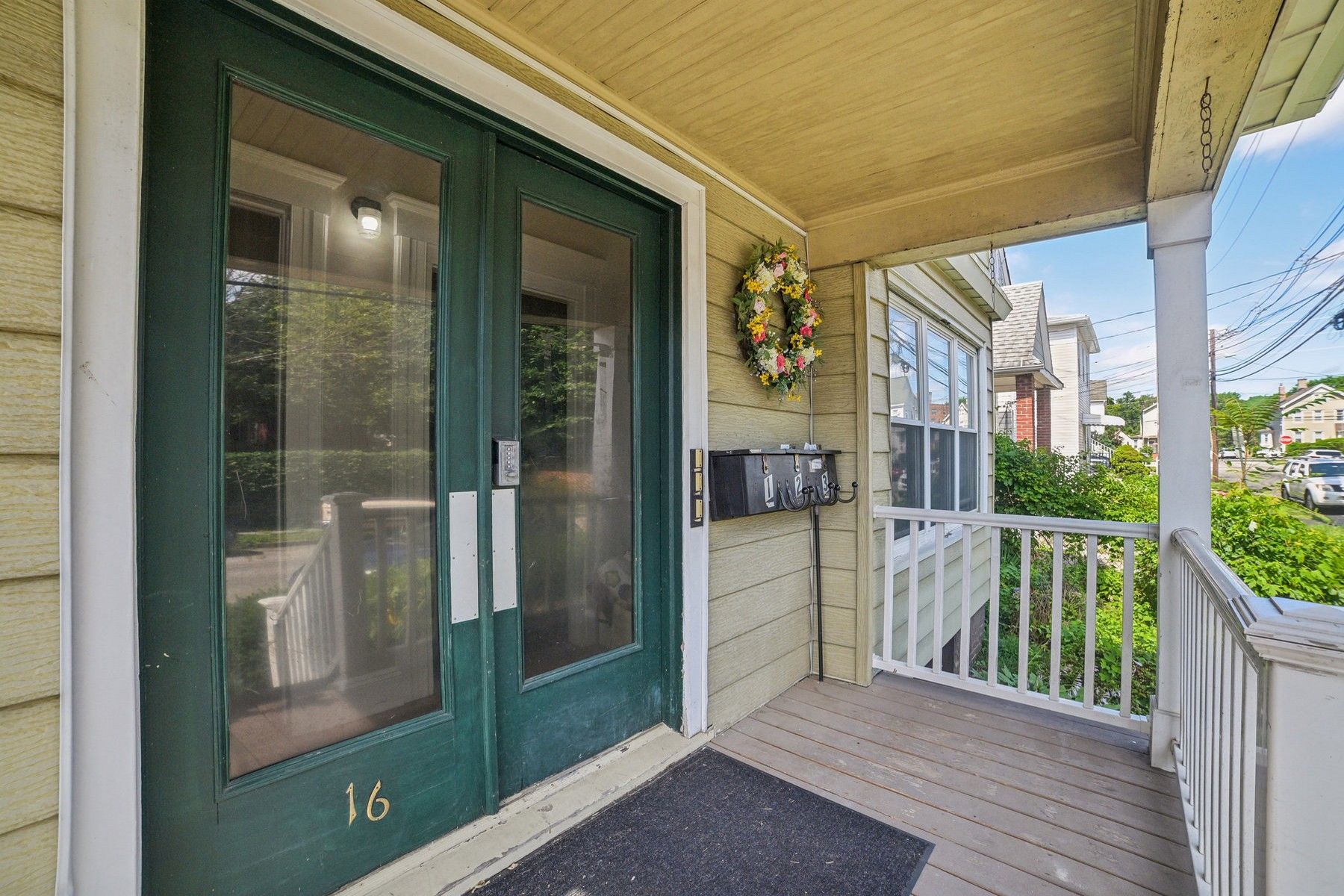 16 Henry Street Unit 2
