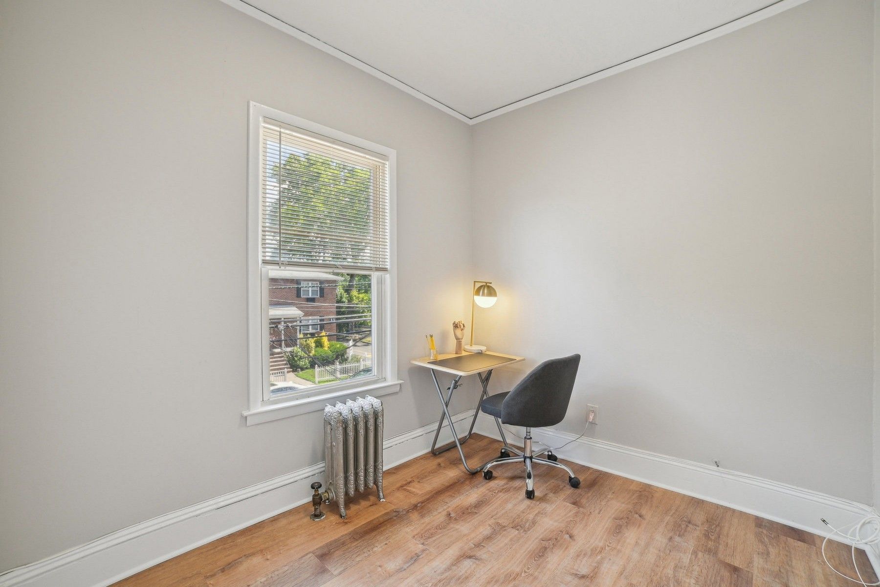 16 Henry Street Unit 2