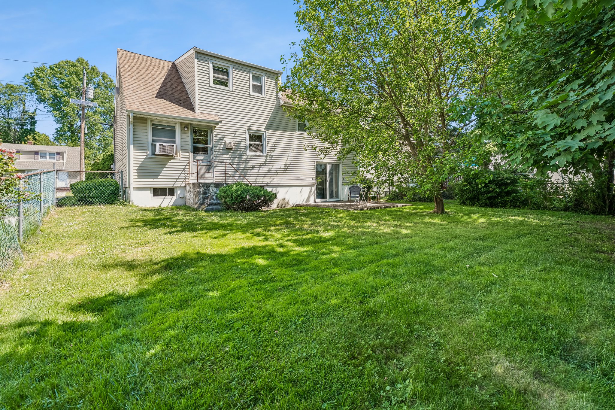 10 Whitman Street 