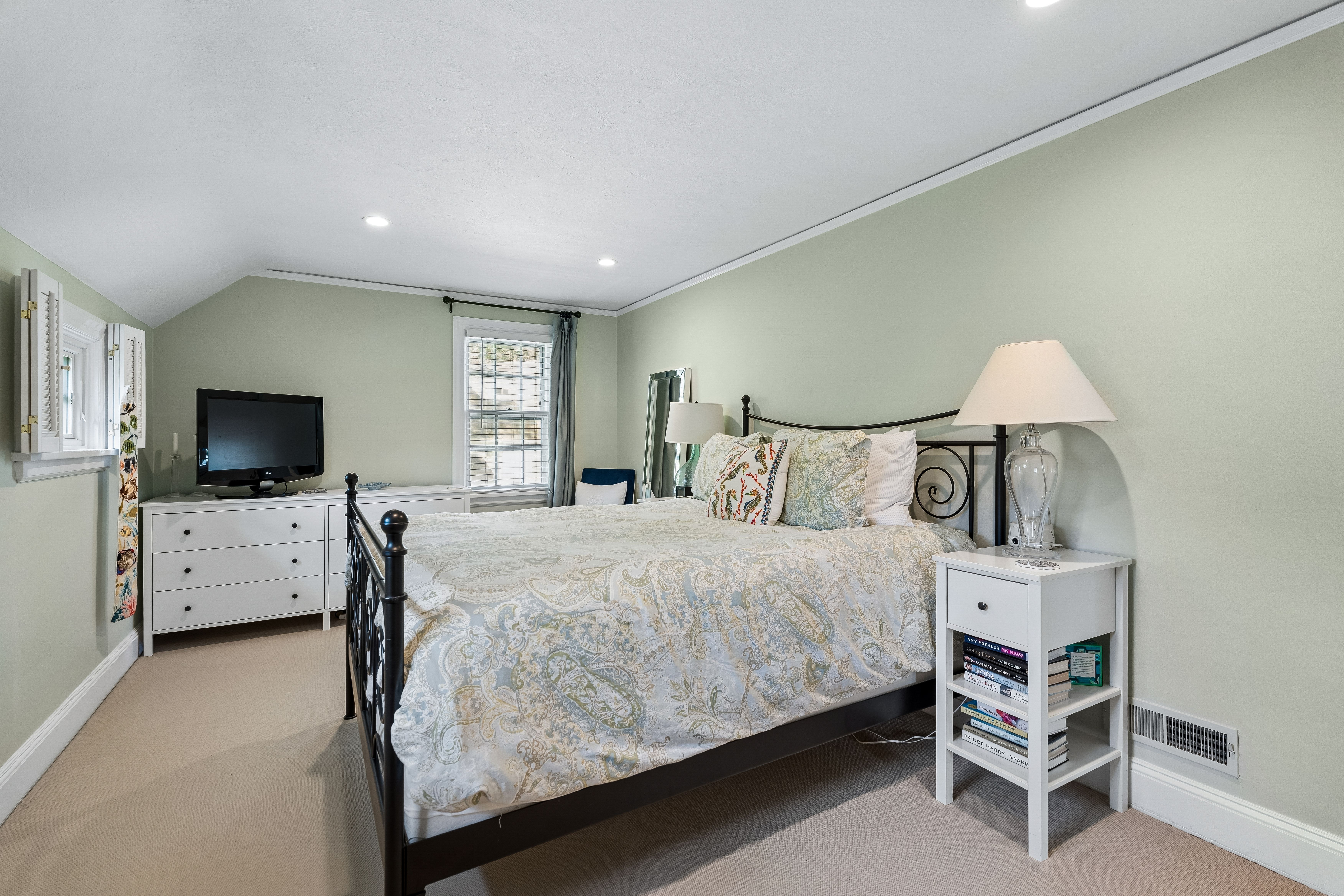 18 Colony Drive 