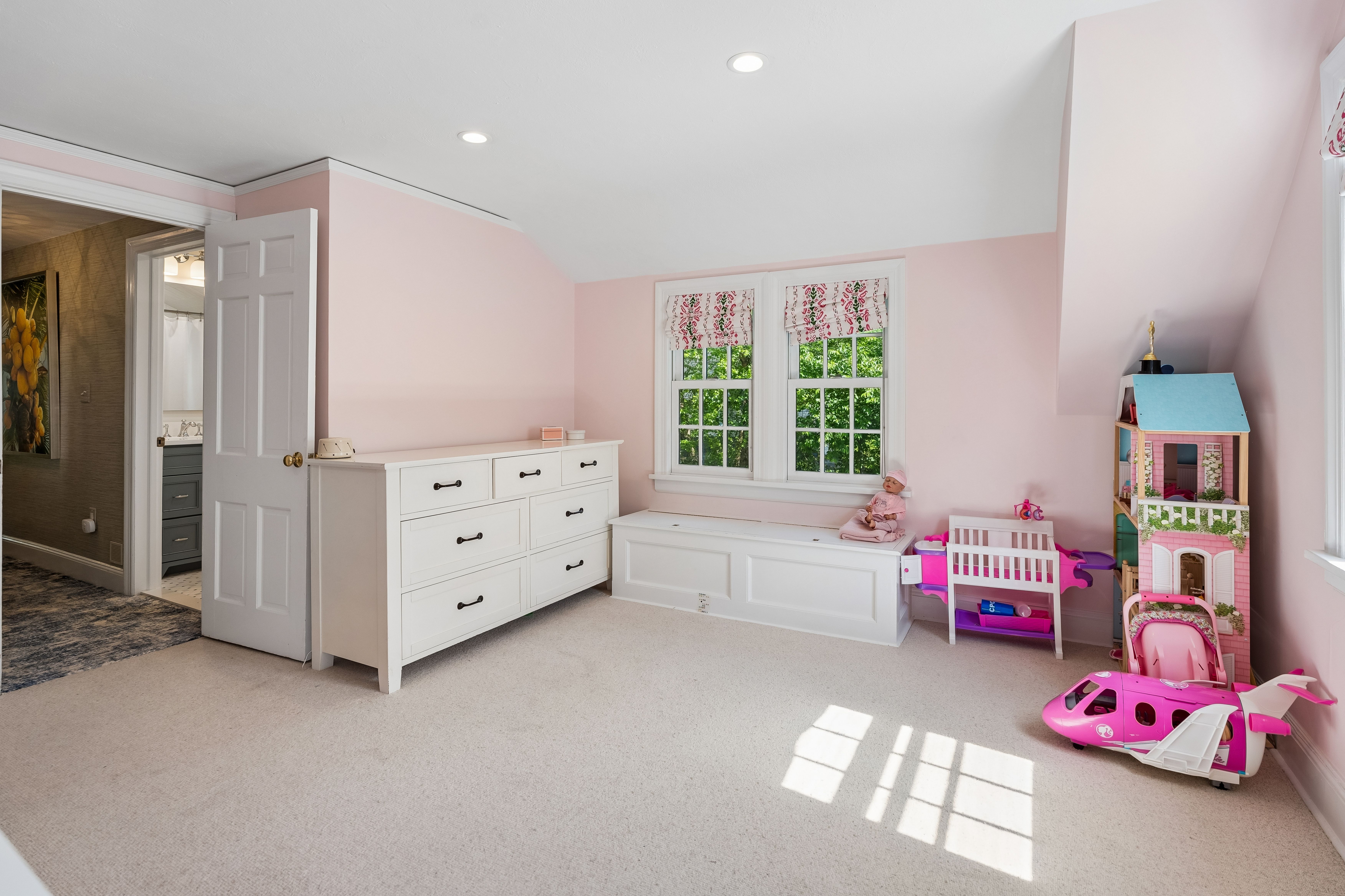 18 Colony Drive 