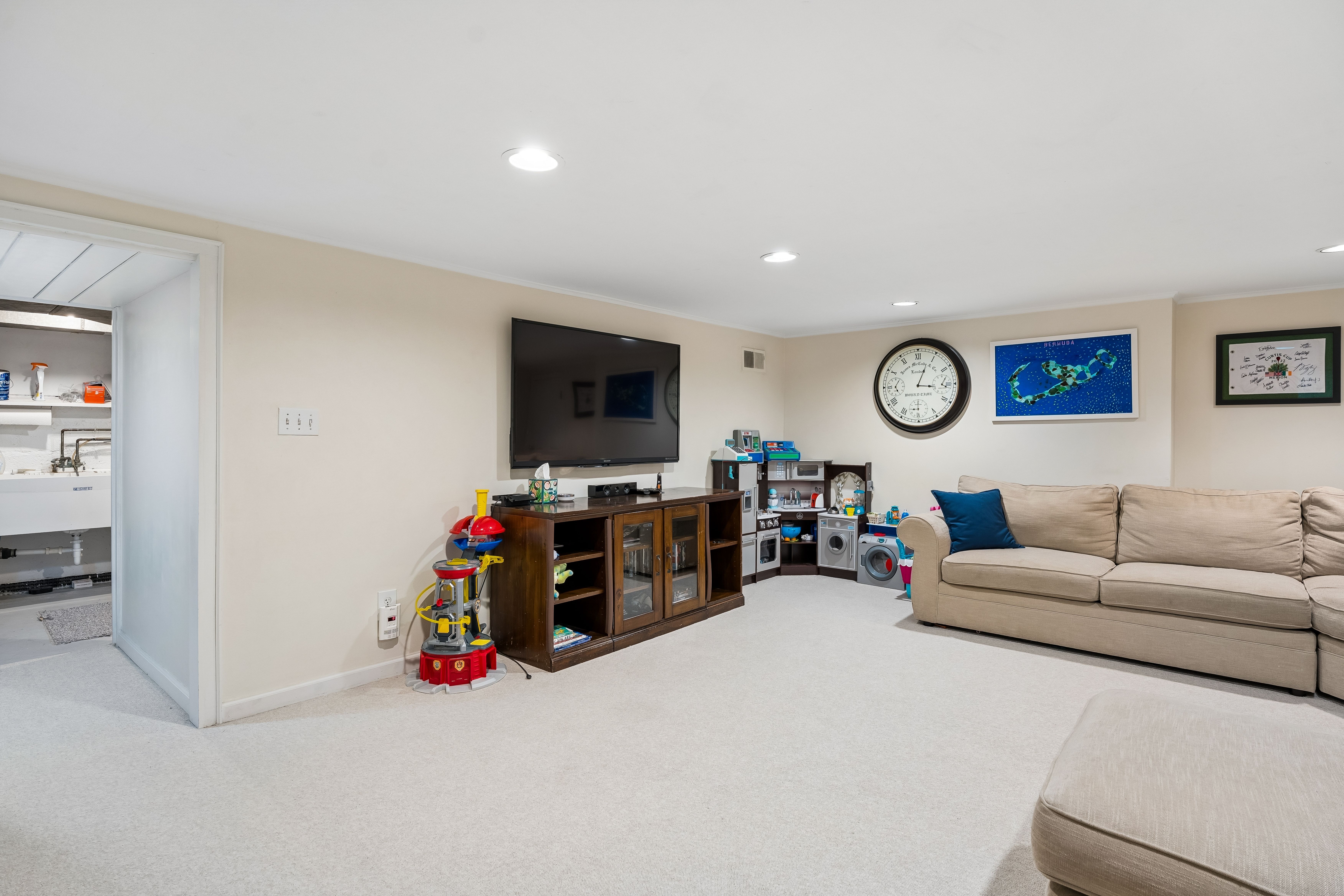 18 Colony Drive 