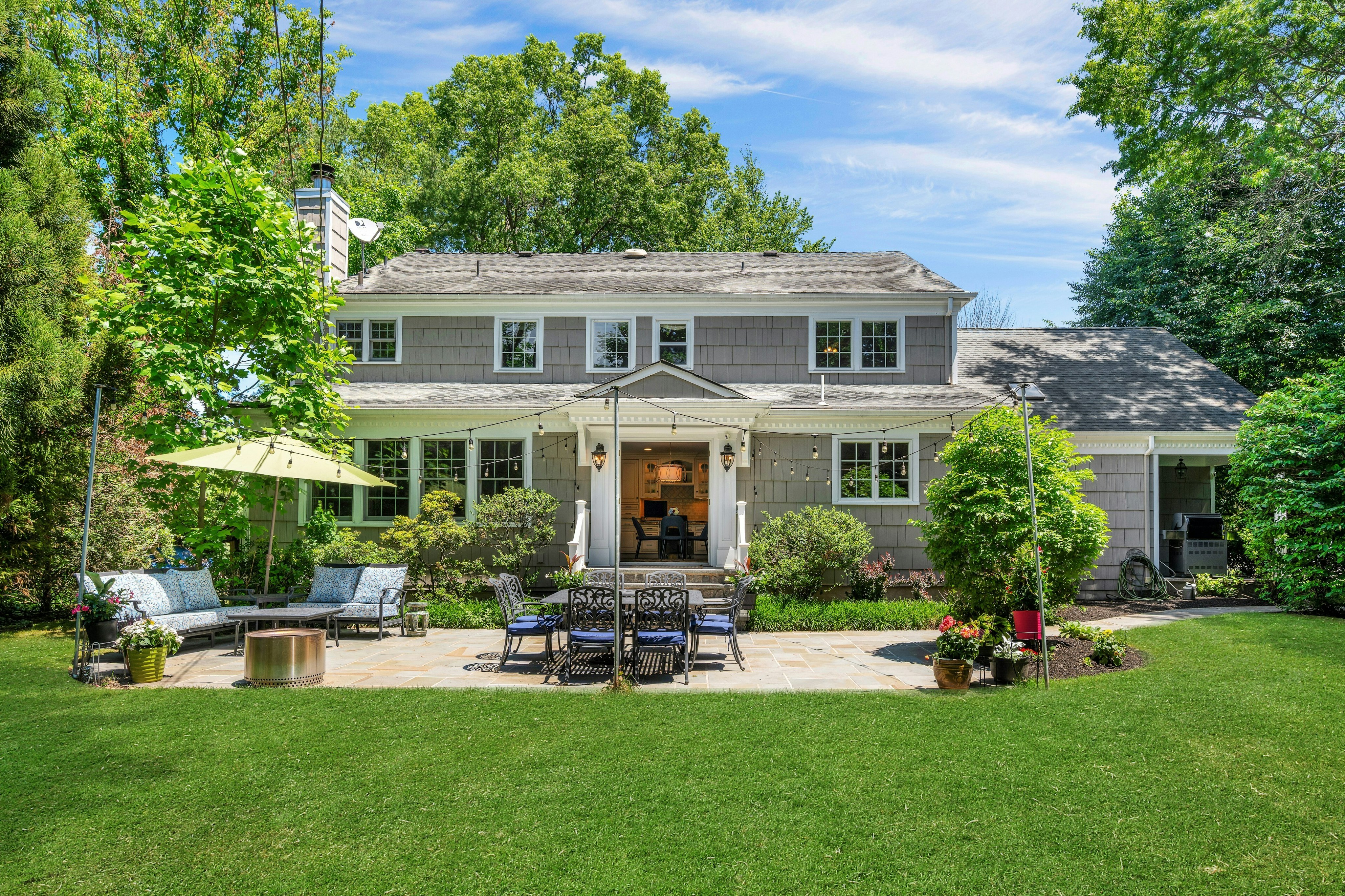 10 Fairview Avenue 