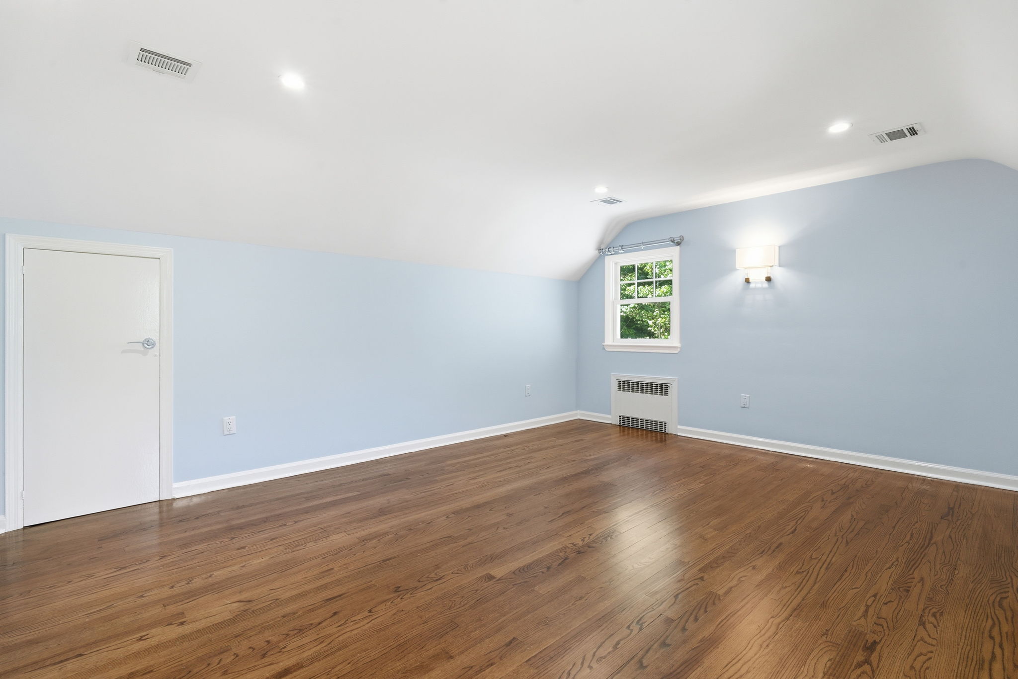 62 Jacobus Avenue 