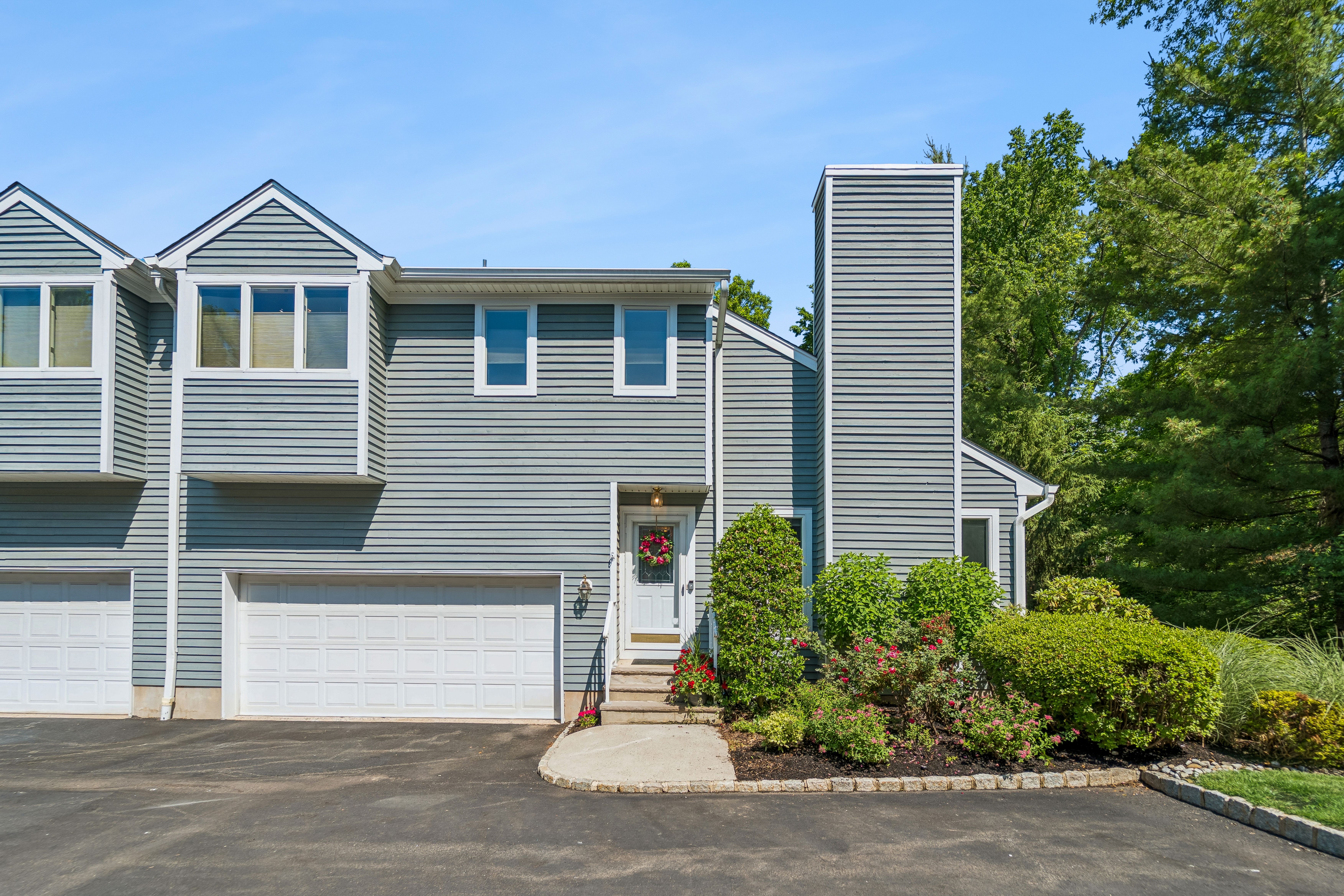 32 Meadowview Lane 
