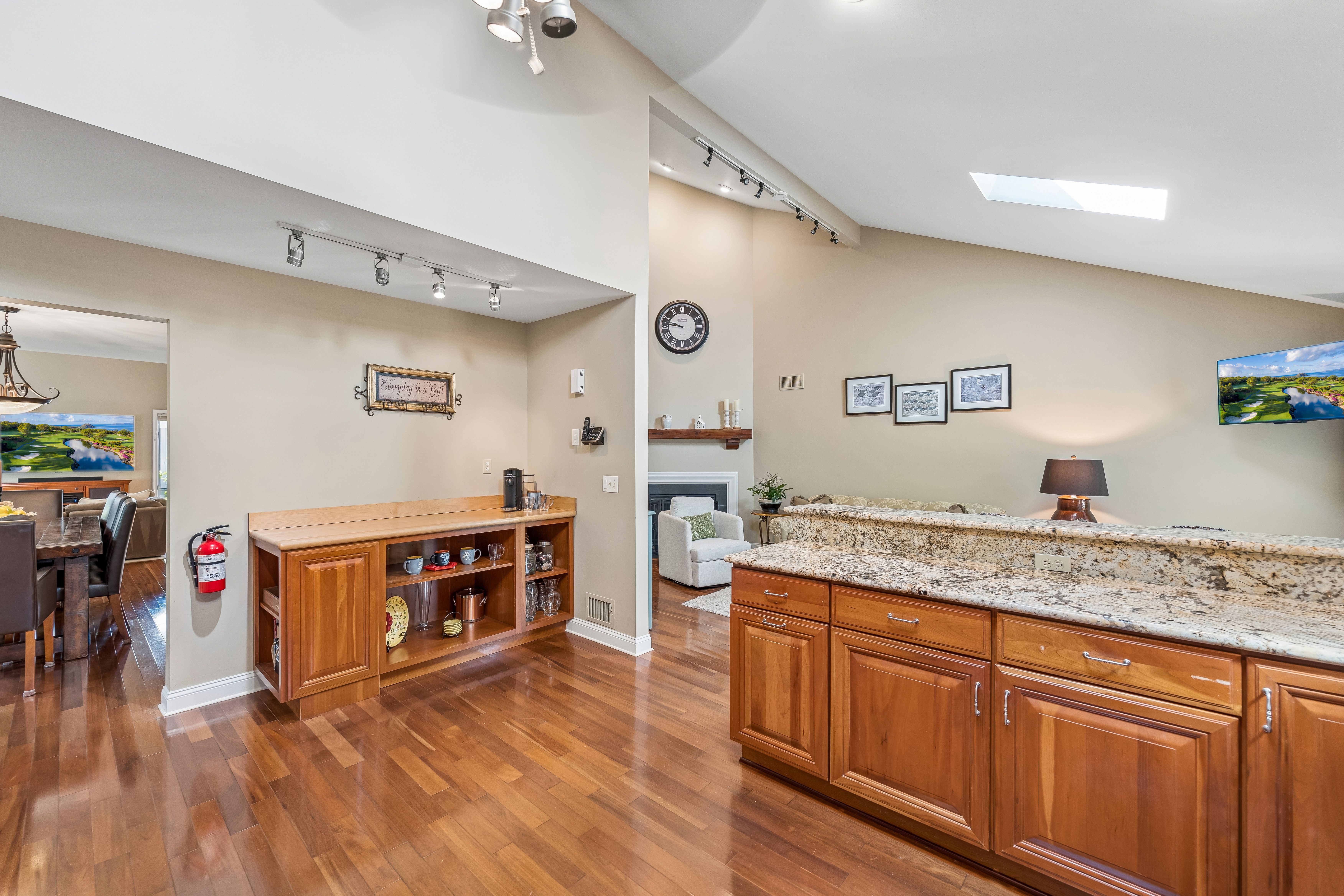 32 Meadowview Lane 