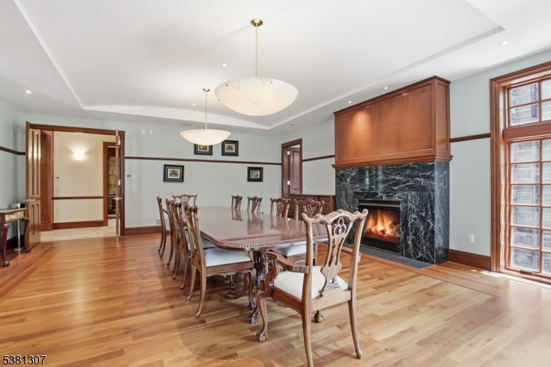 24-1 Douglass Ave