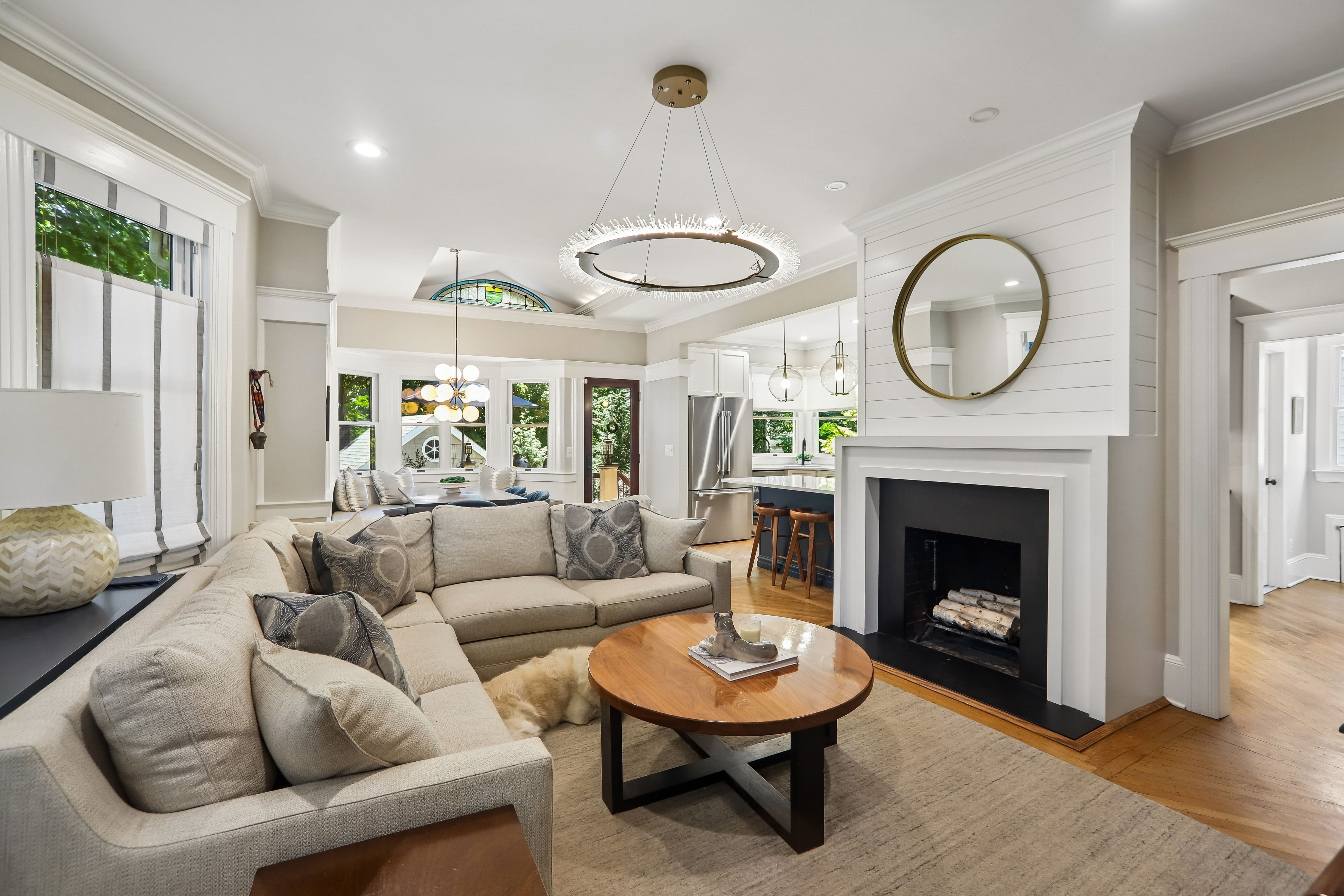 22 Oakridge Avenue 
