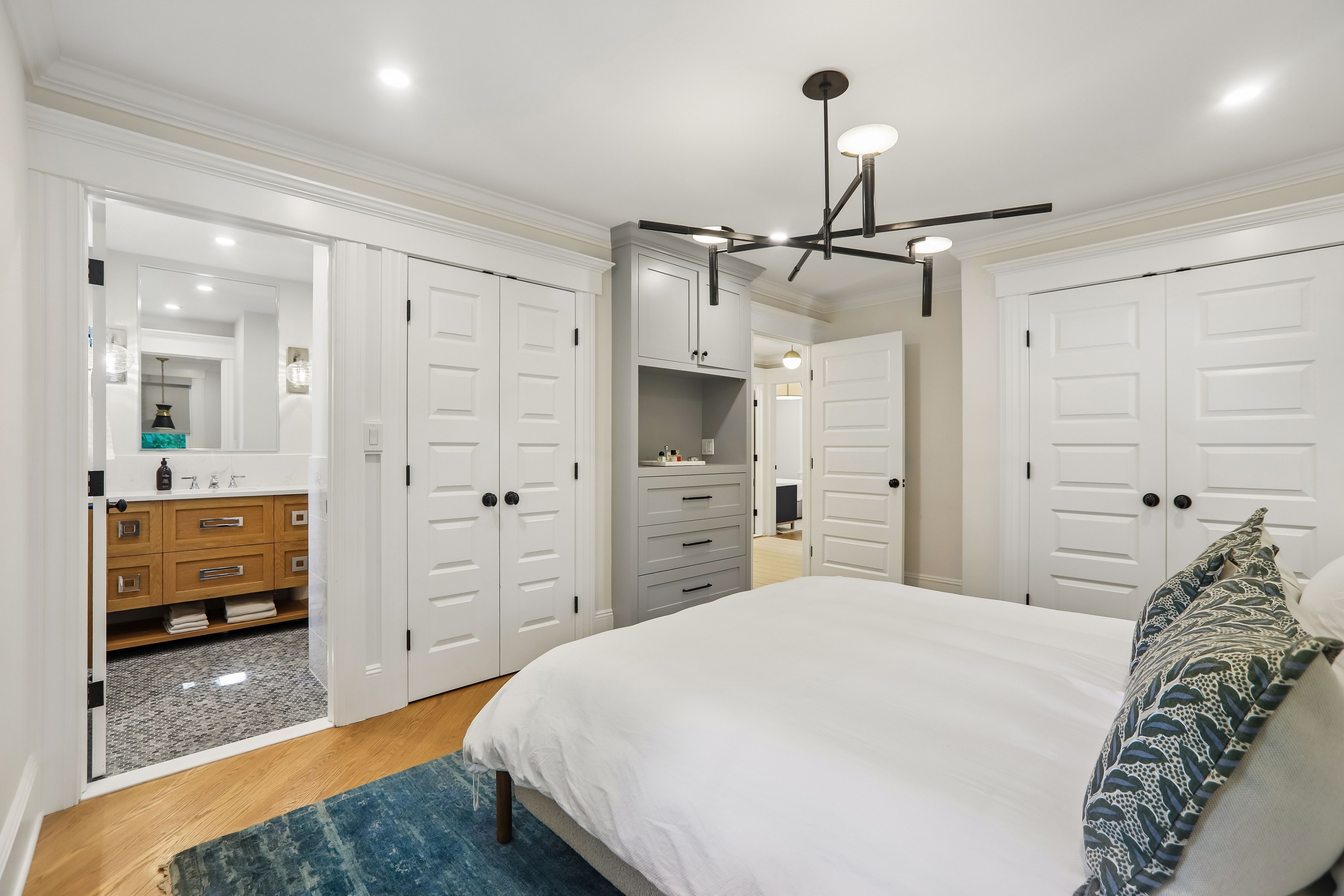 22 Oakridge Avenue 