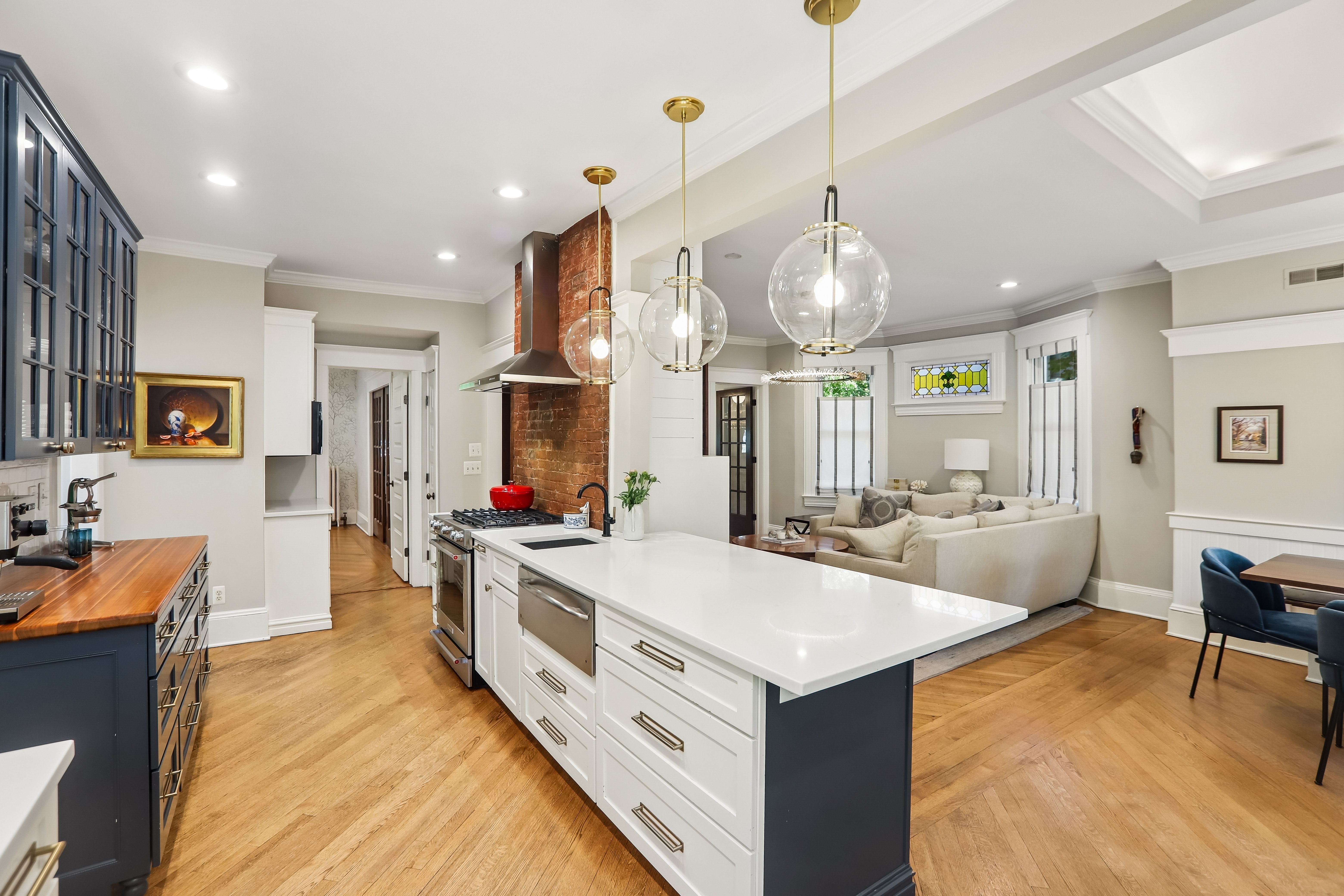 22 Oakridge Avenue 