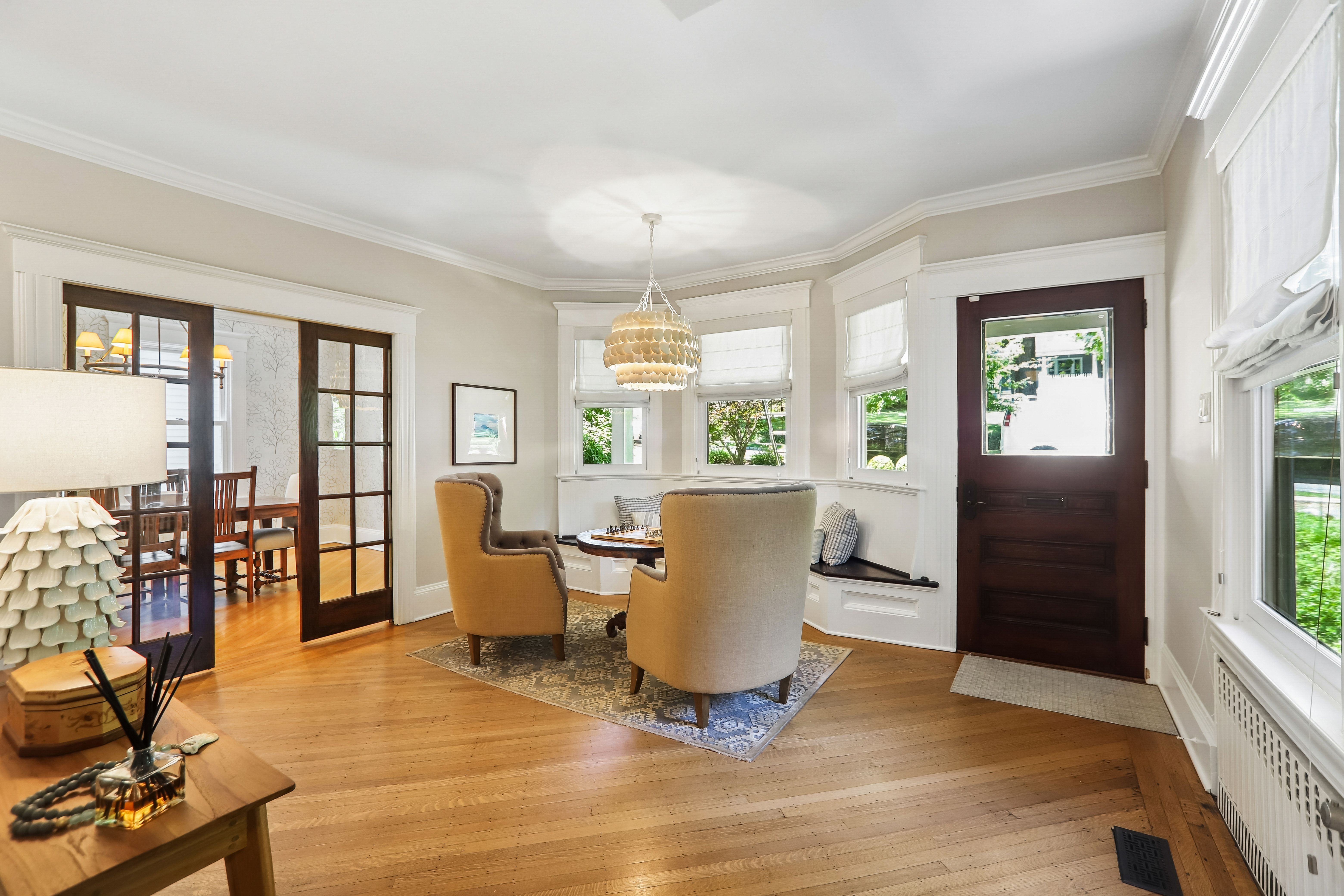 22 Oakridge Avenue 