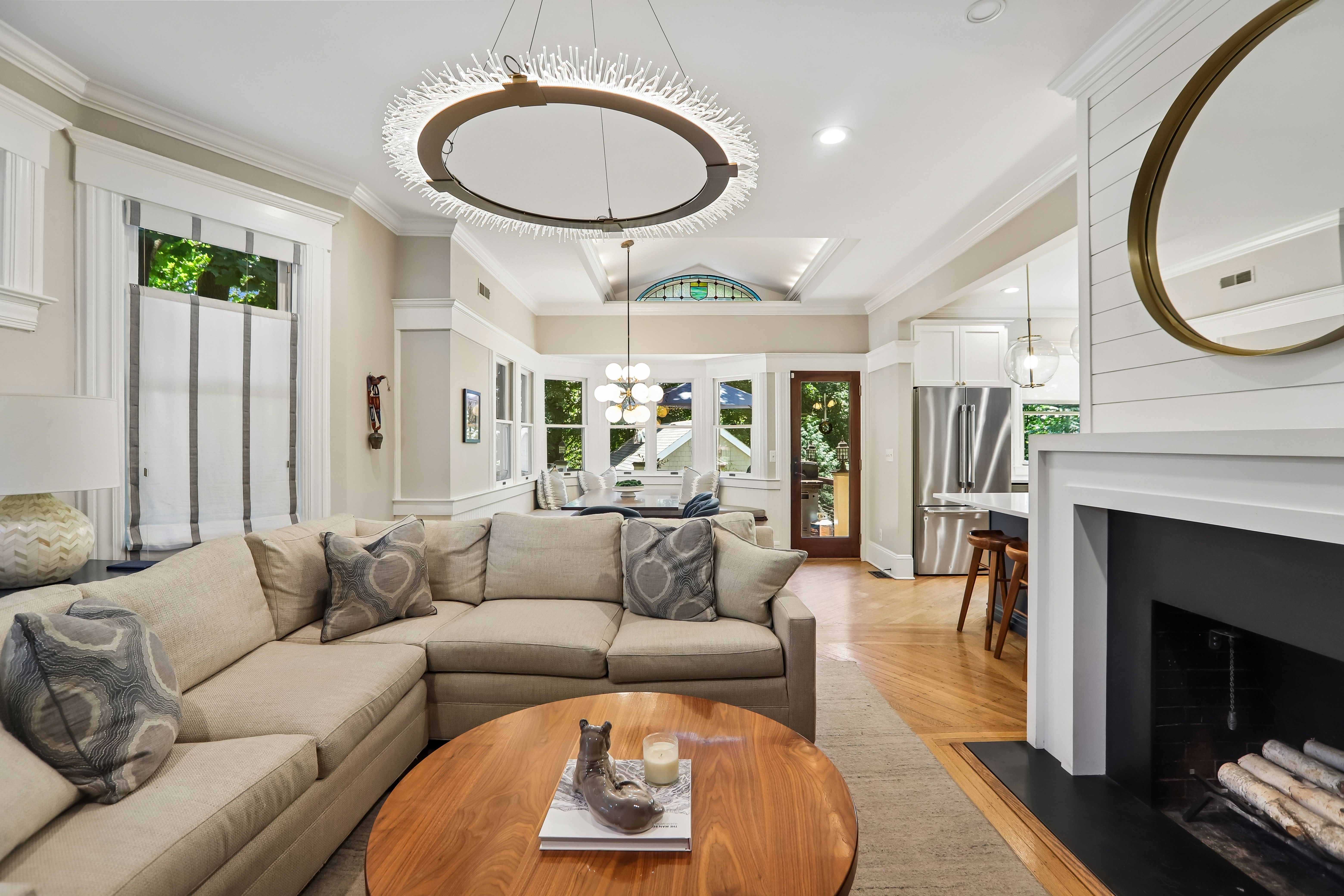 22 Oakridge Avenue 