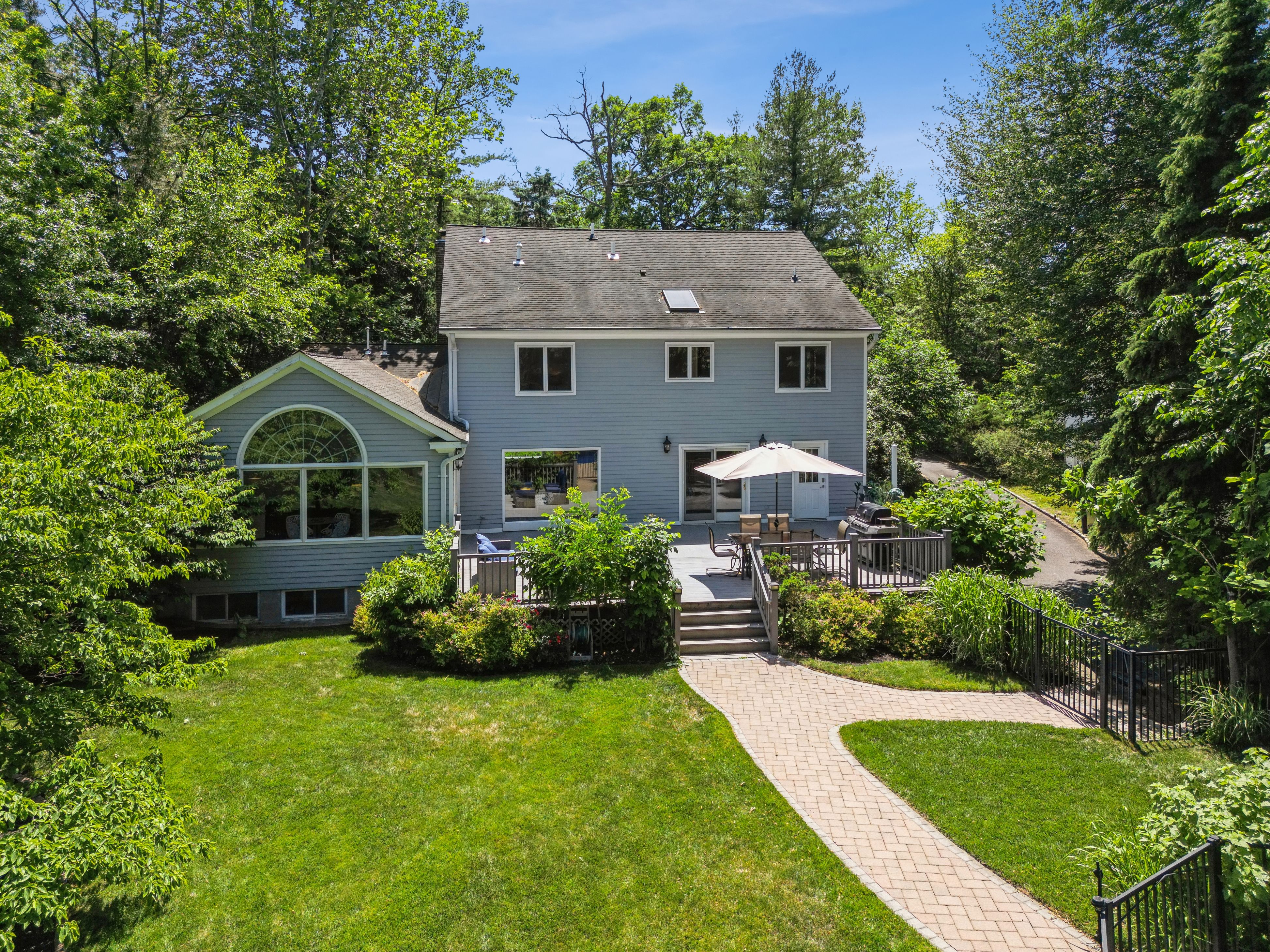 201 Parsonage Hill Road 