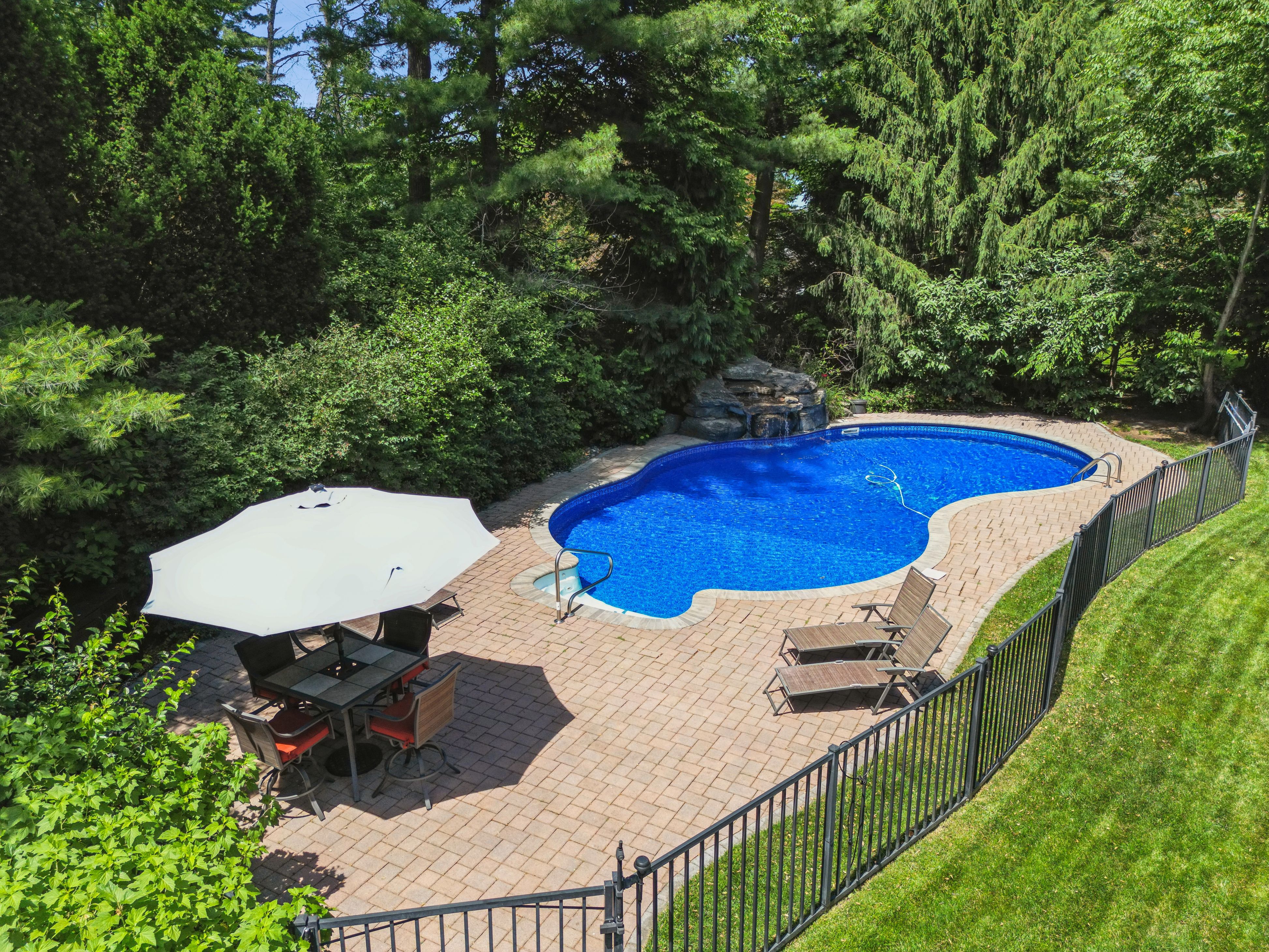 201 Parsonage Hill Road 
