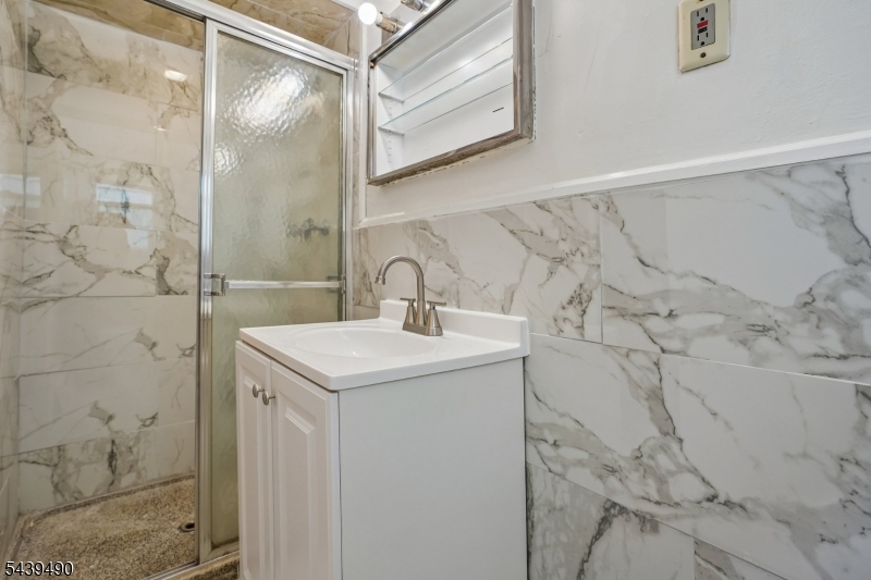 51 Tremont Ter