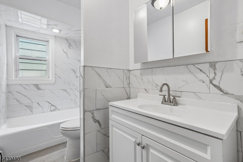 51 Tremont Ter