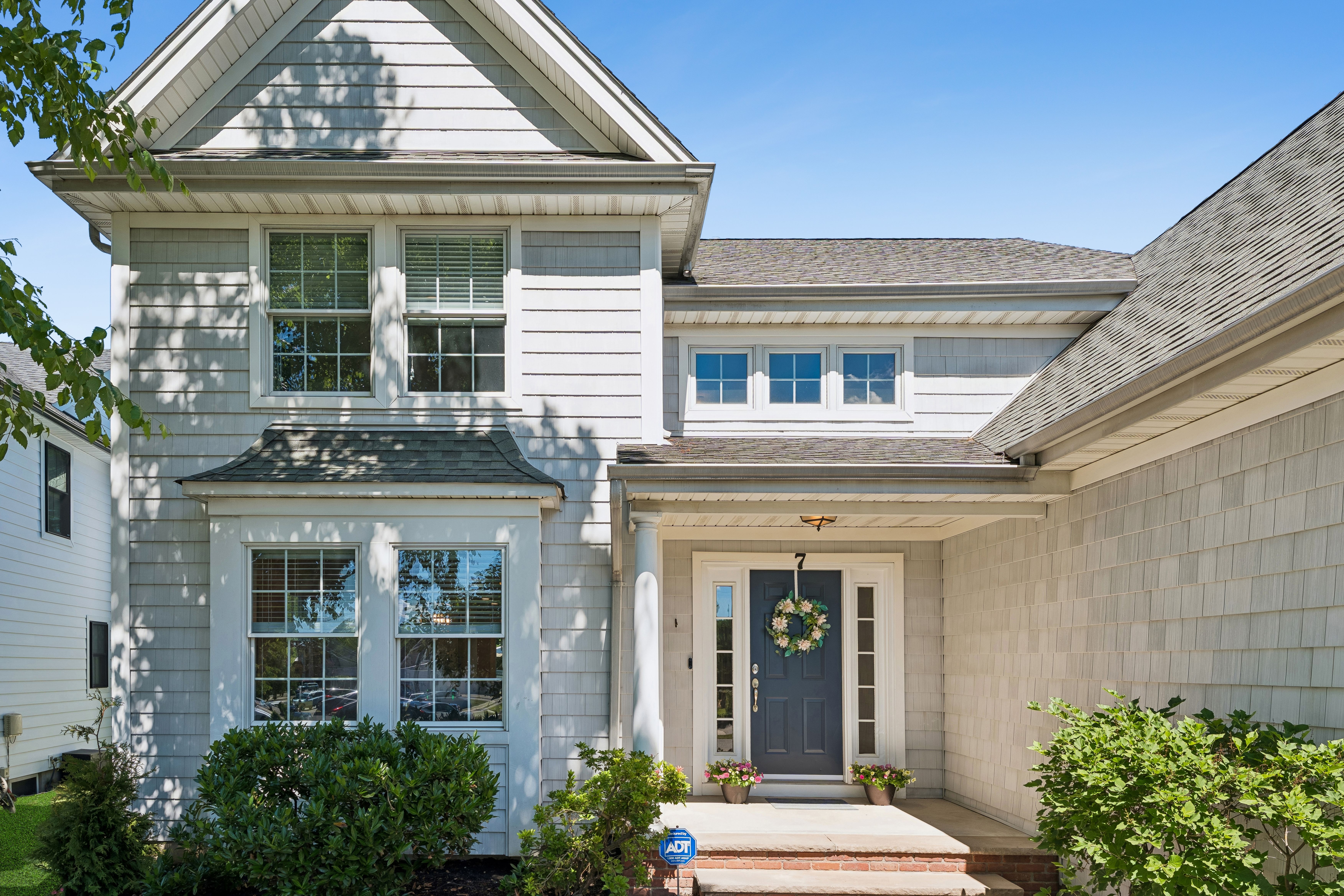7 Holly Court 