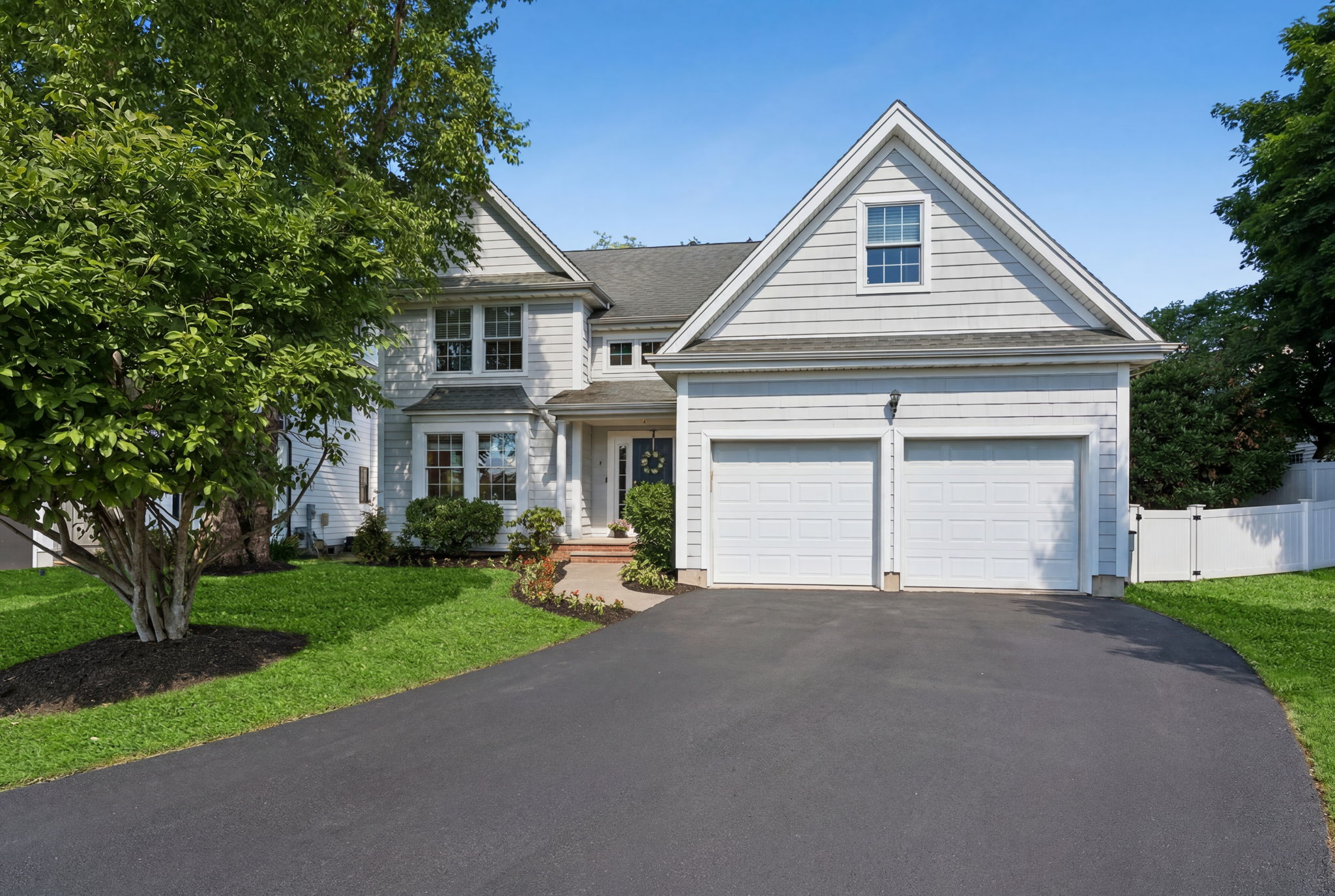 7 Holly Court 
